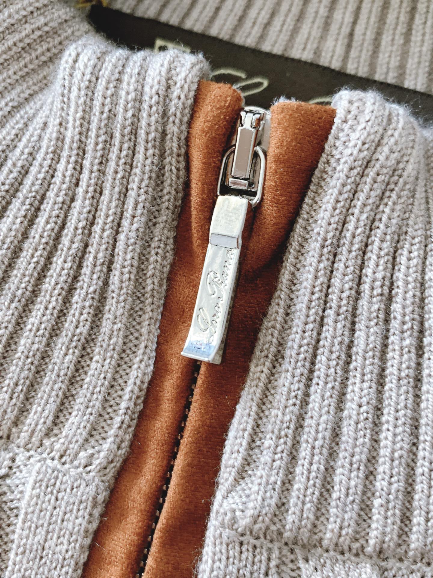 LoroPiana L.P FW秋冬新品 半拉链针织衫｜意式奢华的“温暖优雅学”意大利原产的顶级针织面料