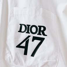Dior Homme 迪奥·桀傲 2025FW早秋新品 “DIO* 47”衬衫外套|黑与白的高定街头主义 Dior Homme 迪奥·桀傲 2025FW早秋新品 “DIO* 47”衬衫外套|黑与白的高定街头主义
