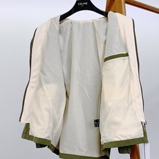  Celine 赛琳 2025FW早秋新品 假两件连帽风衣|解锁秋日穿搭的“层次美学”撞色风衣叠搭连帽  Celine 赛琳 2025FW早秋新品 假两件连帽风衣|解锁秋日穿搭的“层次美学”撞色风衣叠搭连帽