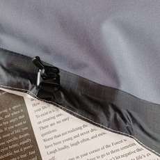 ARCTERYX 始祖鸟 硬壳冲锋衣|户外与都市的硬核美学碰撞 • 科技面料:搭载标志性的防水透气科技, ARCTERYX 始祖鸟 硬壳冲锋衣|户外与都市的硬核美学碰撞 • 科技面料:搭载标志性的防水透气科技,