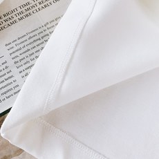 Burberry 巴宝莉 2025FW早秋新品 圆领长袖打底衫,立体感logo廓形半袖打底T恤,高支埃及 Burberry 巴宝莉 2025FW早秋新品 圆领长袖打底衫,立体感logo廓形半袖打底T恤,高支埃及