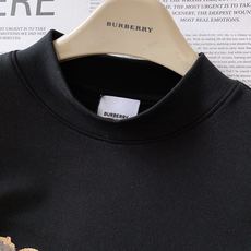 Burberry 巴宝莉 2025FW早秋新品 圆领长袖打底衫,立体感logo廓形半袖打底T恤,高支埃及 Burberry 巴宝莉 2025FW早秋新品 圆领长袖打底衫,立体感logo廓形半袖打底T恤,高支埃及