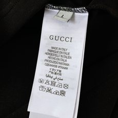 Gucci 古驰 2025FW早秋新品 加厚款打底T恤:奢品质感,冬日「底」气之选领口处精致的字母刺绣标 Gucci 古驰 2025FW早秋新品 加厚款打底T恤:奢品质感,冬日「底」气之选领口处精致的字母刺绣标