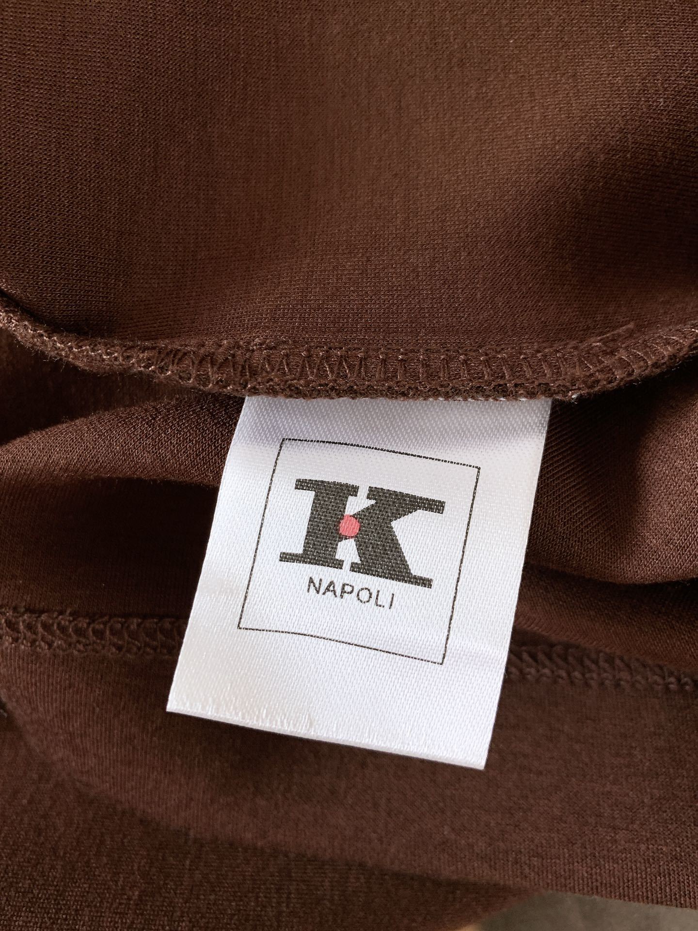 Kiton 奇顿 2025FW早秋新品 半拉链打底衫|那不勒斯的奢级「内搭哲学」撞色领型利落有型,半拉链