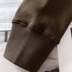 Burberry 巴宝莉 2025FW早秋新品 休闲连帽卫衣|英伦奢潮的「骑士风格图鉴」色彩主调高级简约 Burberry 巴宝莉 2025FW早秋新品 休闲连帽卫衣|英伦奢潮的「骑士风格图鉴」色彩主调高级简约