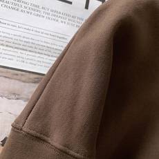 Burberry 巴宝莉 2025FW早秋新品 休闲连帽卫衣|英伦奢潮的「骑士风格图鉴」色彩主调高级简约 Burberry 巴宝莉 2025FW早秋新品 休闲连帽卫衣|英伦奢潮的「骑士风格图鉴」色彩主调高级简约