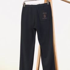 Berluti 伯鲁蒂 2025FW早秋新品 男士休闲裤|巴黎1895的奢雅休闲主义甄选质感面料,自带温 Berluti 伯鲁蒂 2025FW早秋新品 男士休闲裤|巴黎1895的奢雅休闲主义甄选质感面料,自带温