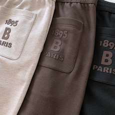 Berluti 伯鲁蒂 2025FW早秋新品 男士休闲裤|巴黎1895的奢雅休闲主义甄选质感面料,自带温 Berluti 伯鲁蒂 2025FW早秋新品 男士休闲裤|巴黎1895的奢雅休闲主义甄选质感面料,自带温