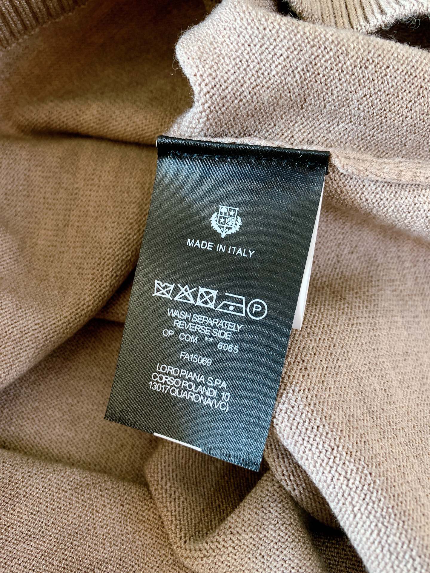 LoroPiana L.P FW秋冬新品 lP🆕 男款长袖半拉链针织衫🧶精致工艺、高级质感、经典单品，这