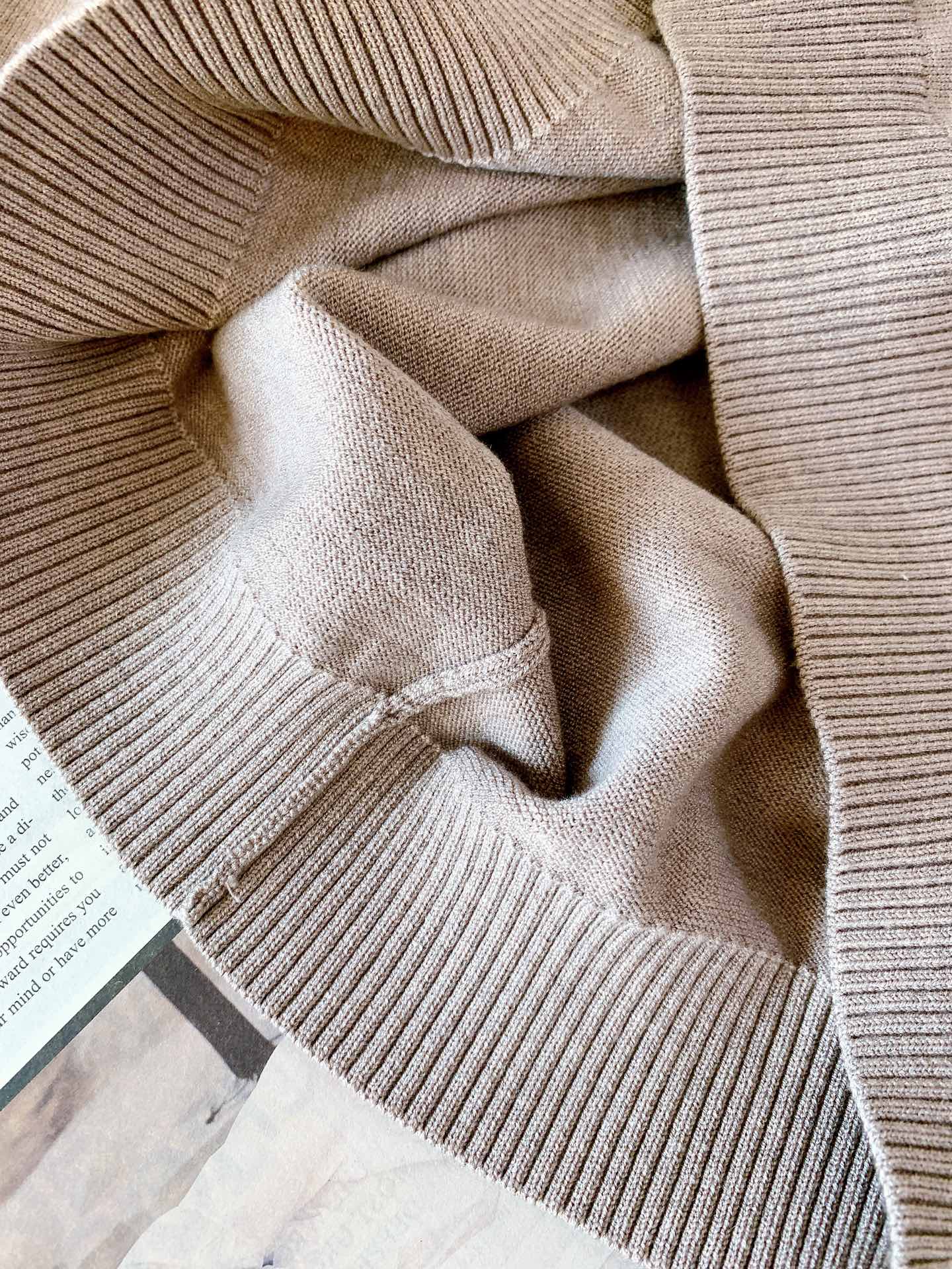 LoroPiana L.P FW秋冬新品 lP🆕 男款长袖半拉链针织衫🧶精致工艺、高级质感、经典单品，这