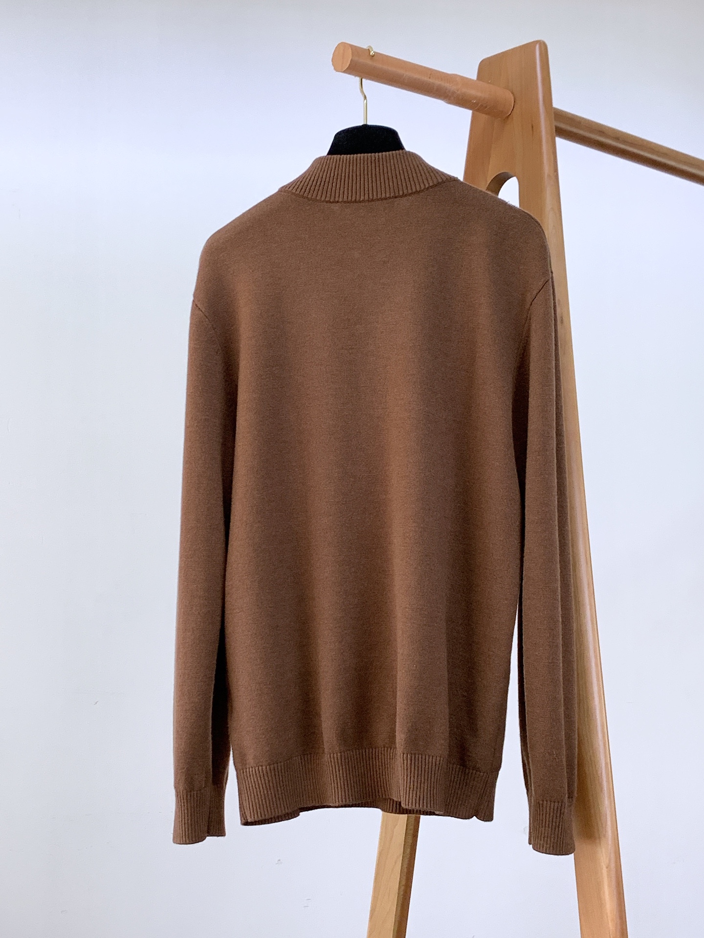 LoroPiana L.P FW秋冬新品 lP🆕 男款长袖半拉链针织衫🧶精致工艺、高级质感、经典单品，这