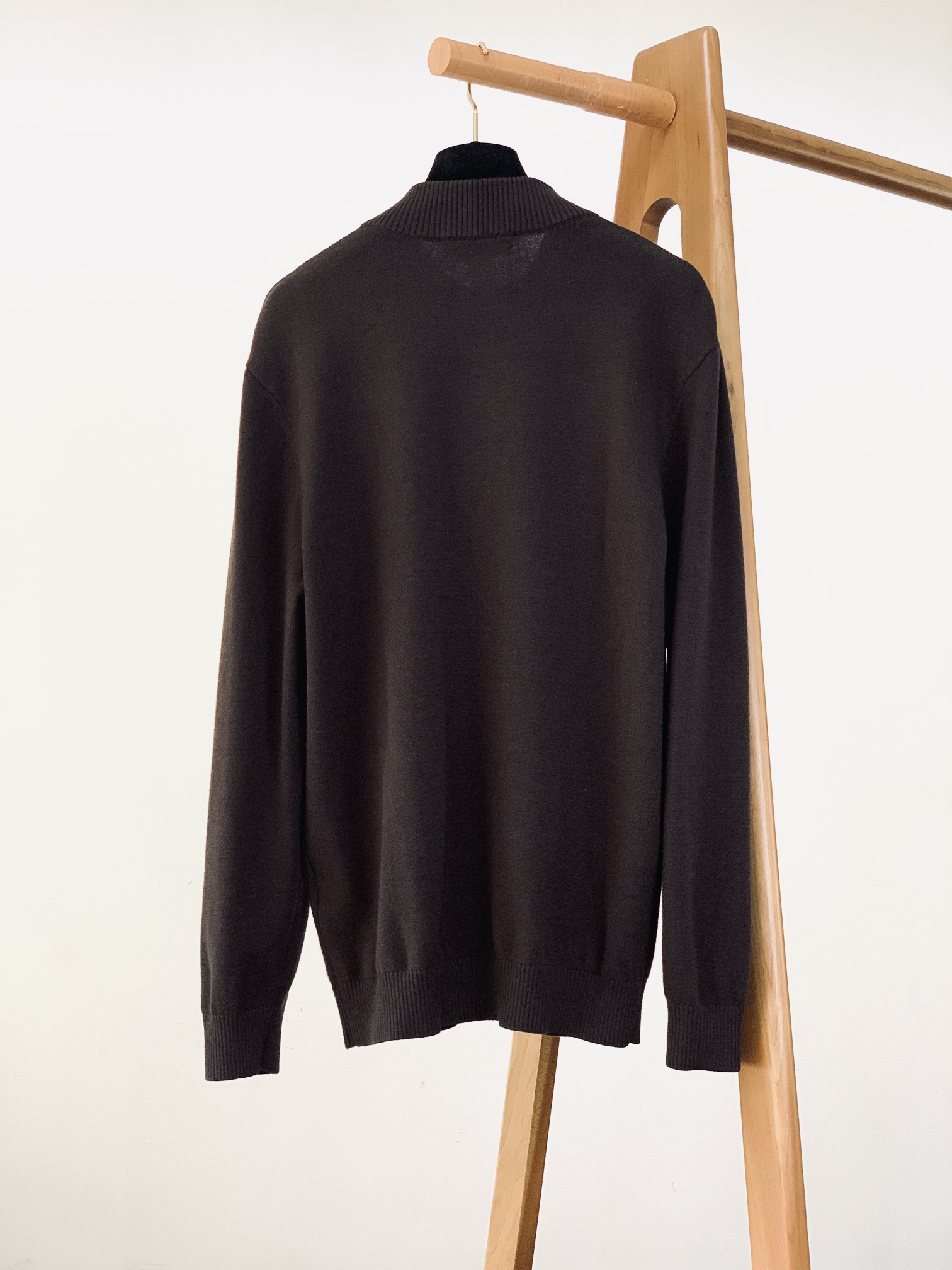 LoroPiana L.P FW秋冬新品 lP🆕 男款长袖半拉链针织衫🧶精致工艺、高级质感、经典单品，这