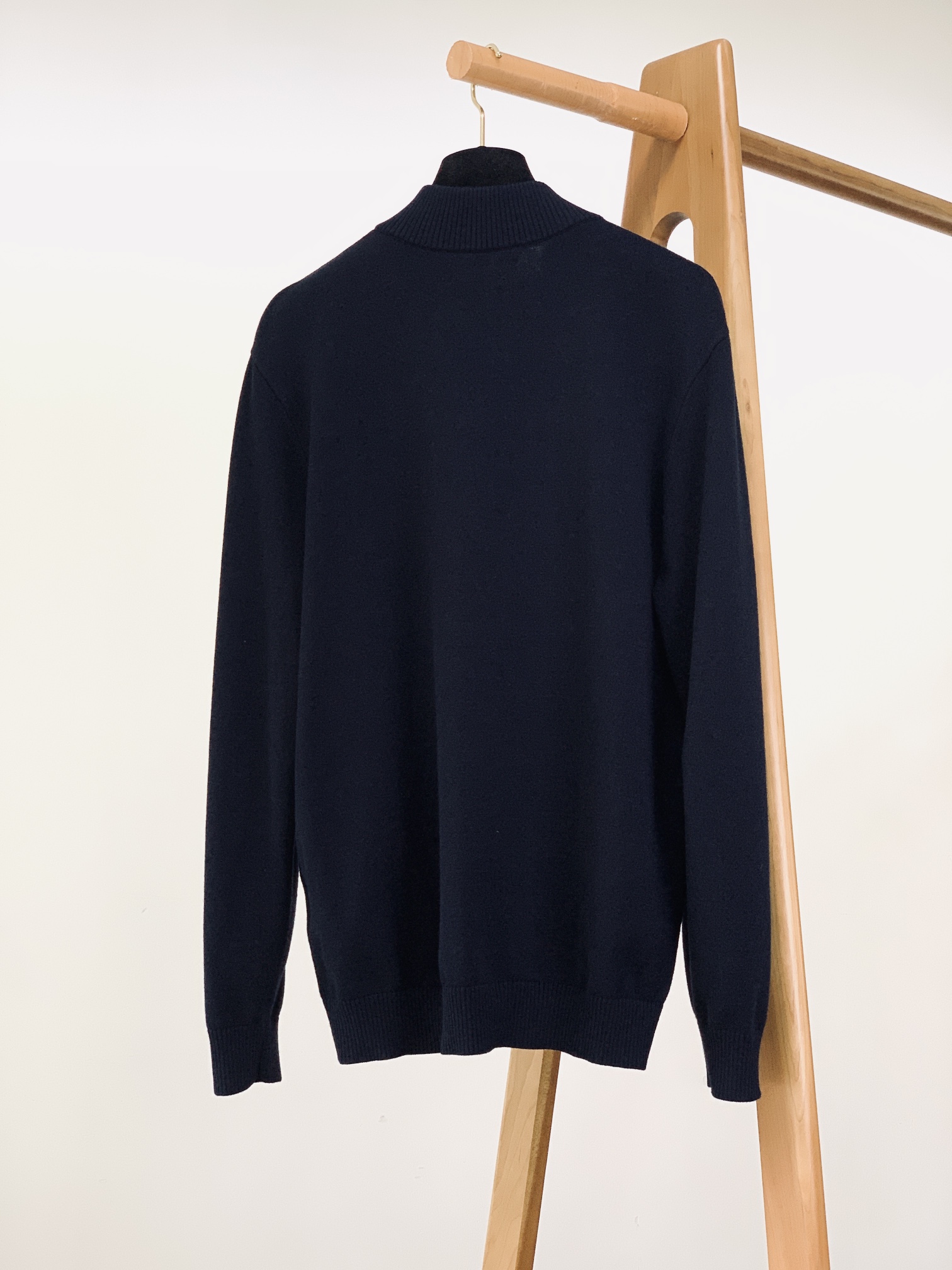 LoroPiana L.P FW秋冬新品 lP🆕 男款长袖半拉链针织衫🧶精致工艺、高级质感、经典单品，这