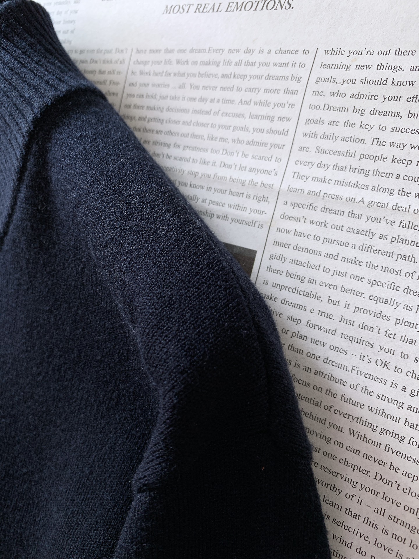 LoroPiana L.P FW秋冬新品 lP🆕 男款长袖半拉链针织衫🧶精致工艺、高级质感、经典单品，这