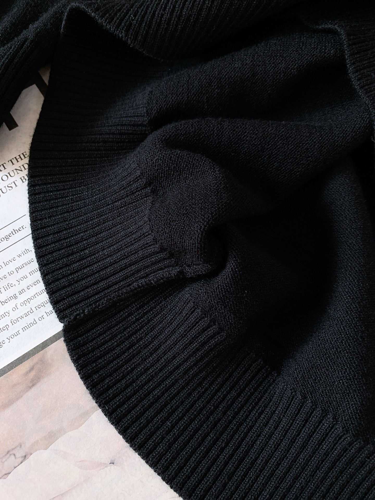 LoroPiana L.P FW秋冬新品 lP🆕 男款长袖半拉链针织衫🧶精致工艺、高级质感、经典单品，这