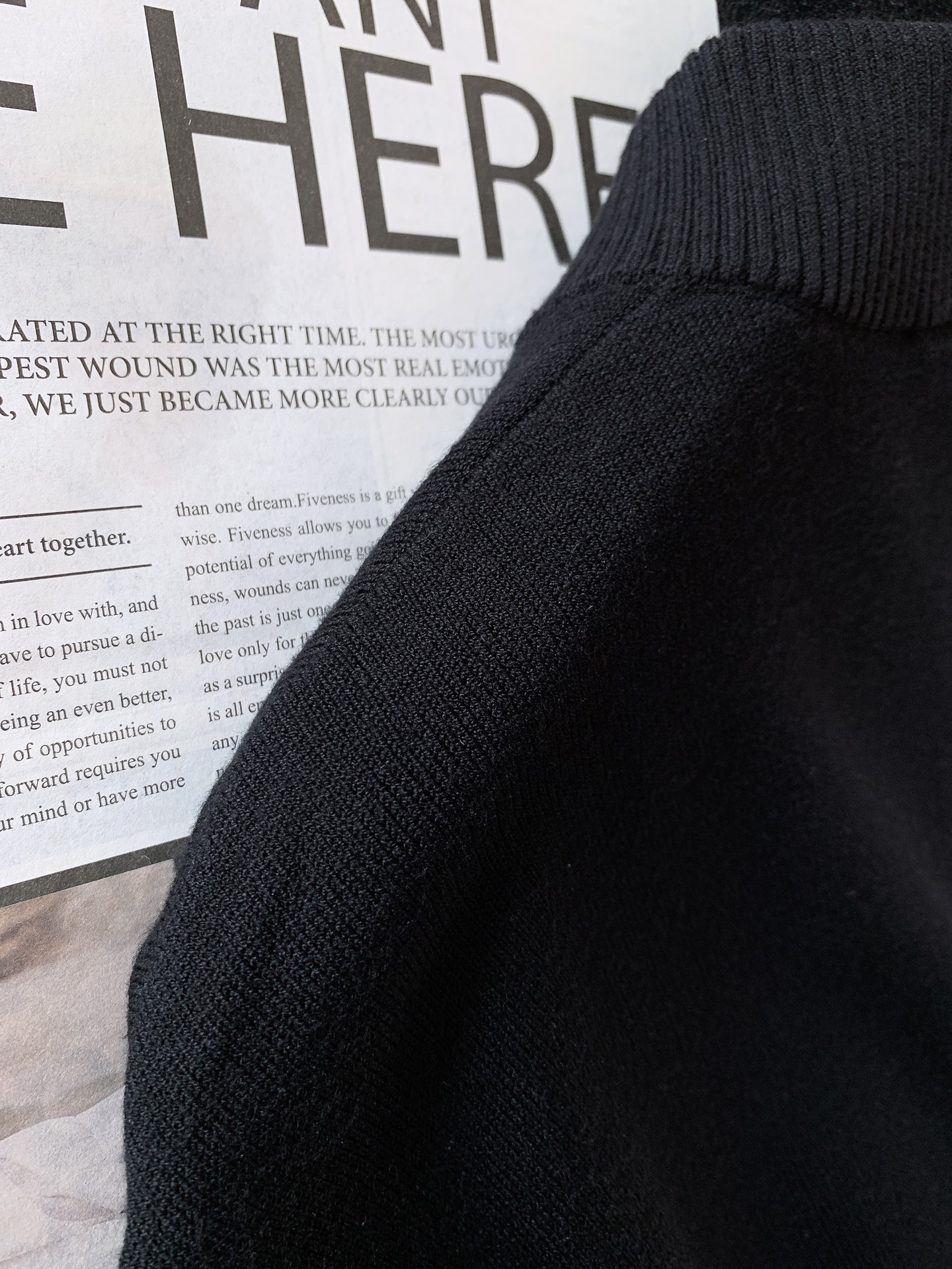 LoroPiana L.P FW秋冬新品 lP🆕 男款长袖半拉链针织衫🧶精致工艺、高级质感、经典单品，这
