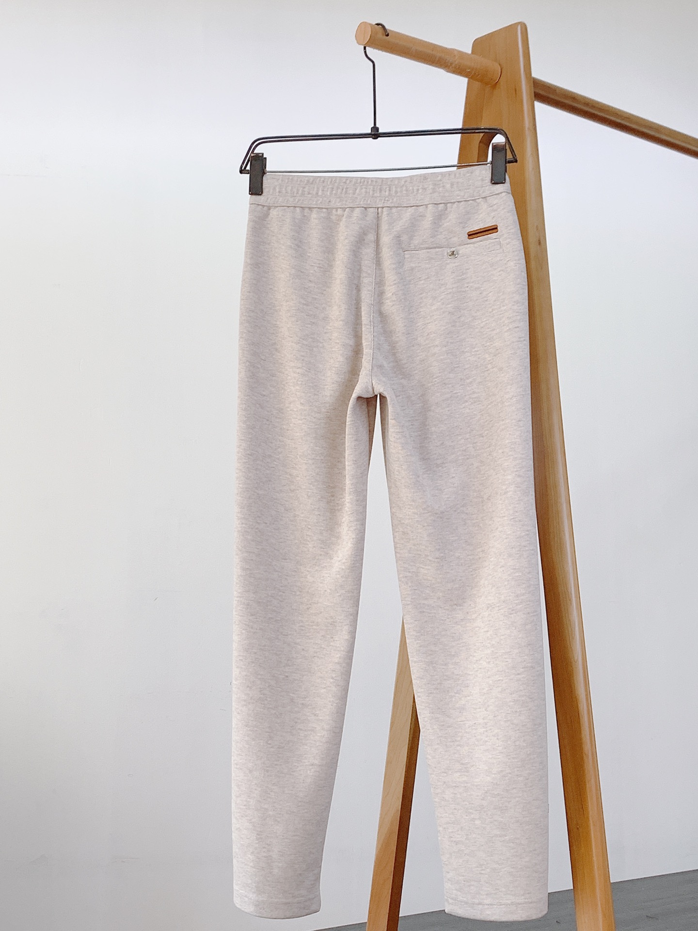 Ermenegildo Zegna 杰尼亚 2025FW秋冬新品时尚抽绳休闲裤👖一上身就是好看….新款针