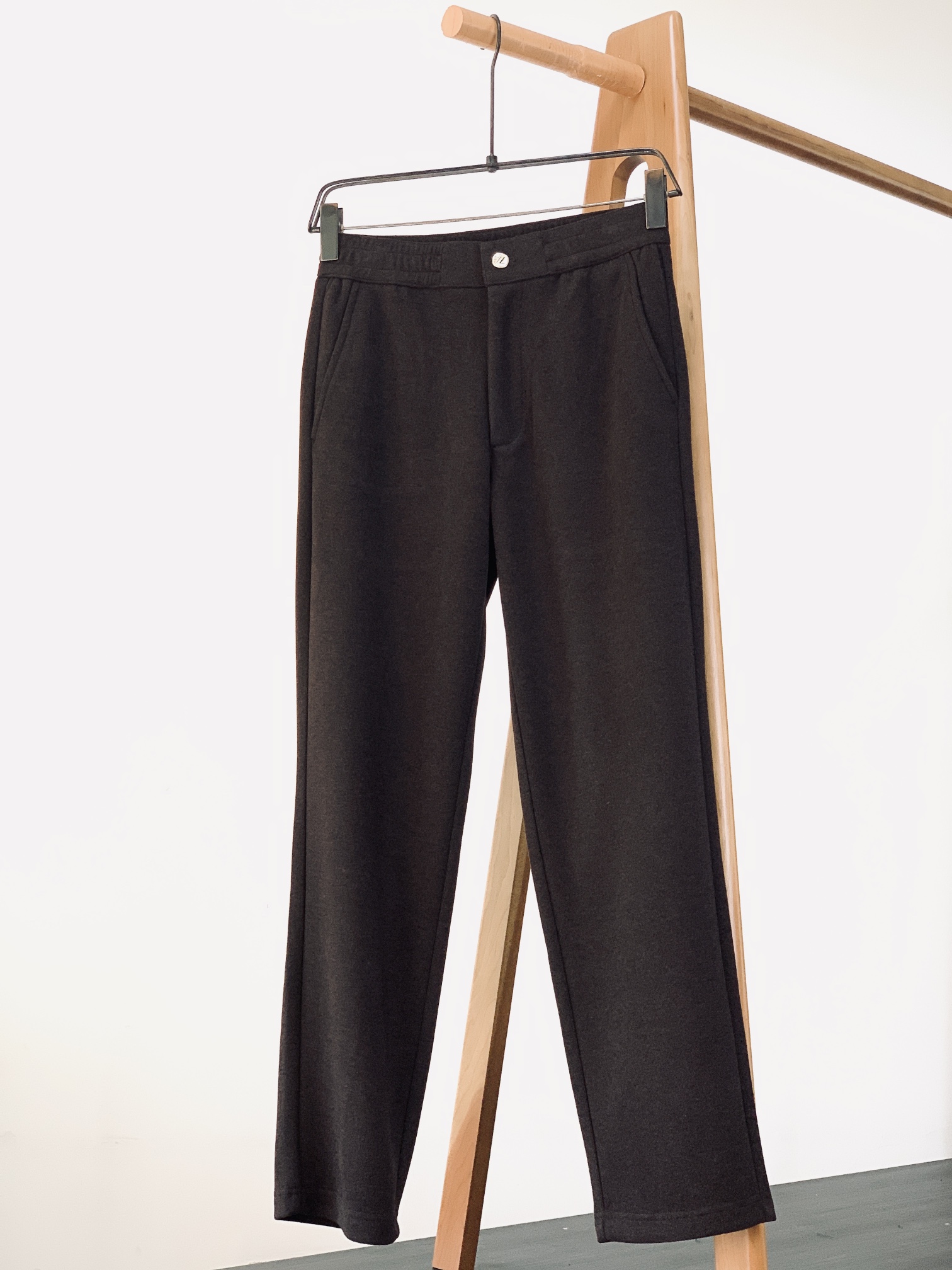 Ermenegildo Zegna 杰尼亚 2025FW秋冬新品时尚抽绳休闲裤👖一上身就是好看….新款针