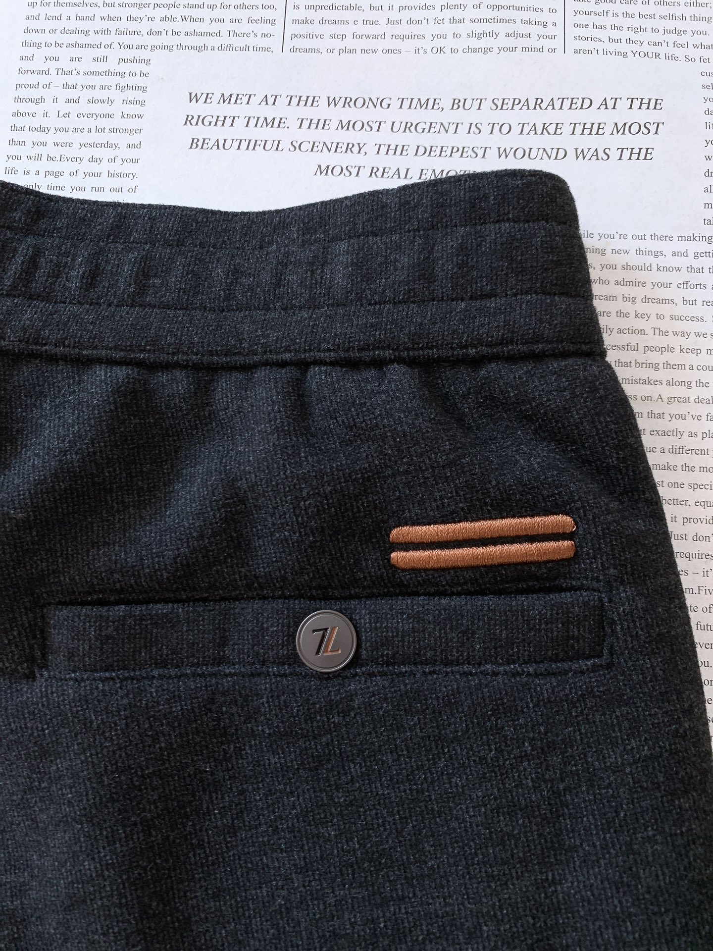 Ermenegildo Zegna 杰尼亚 2025FW秋冬新品时尚抽绳休闲裤👖一上身就是好看….新款针