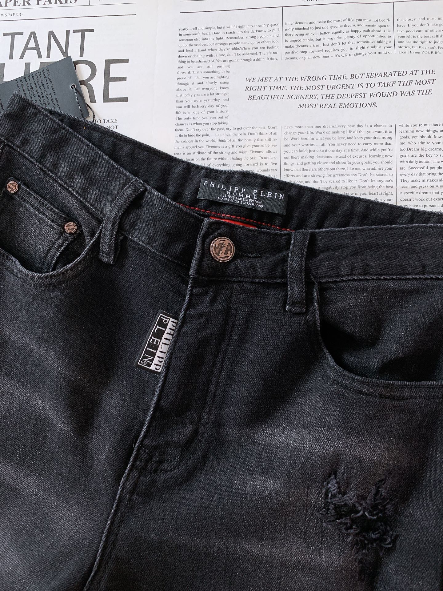 PhiliPP Plein 菲利普.普兰茵 2025FW早秋新品 破洞牛仔裤👖选用重磅洗水牛仔面料，经过
