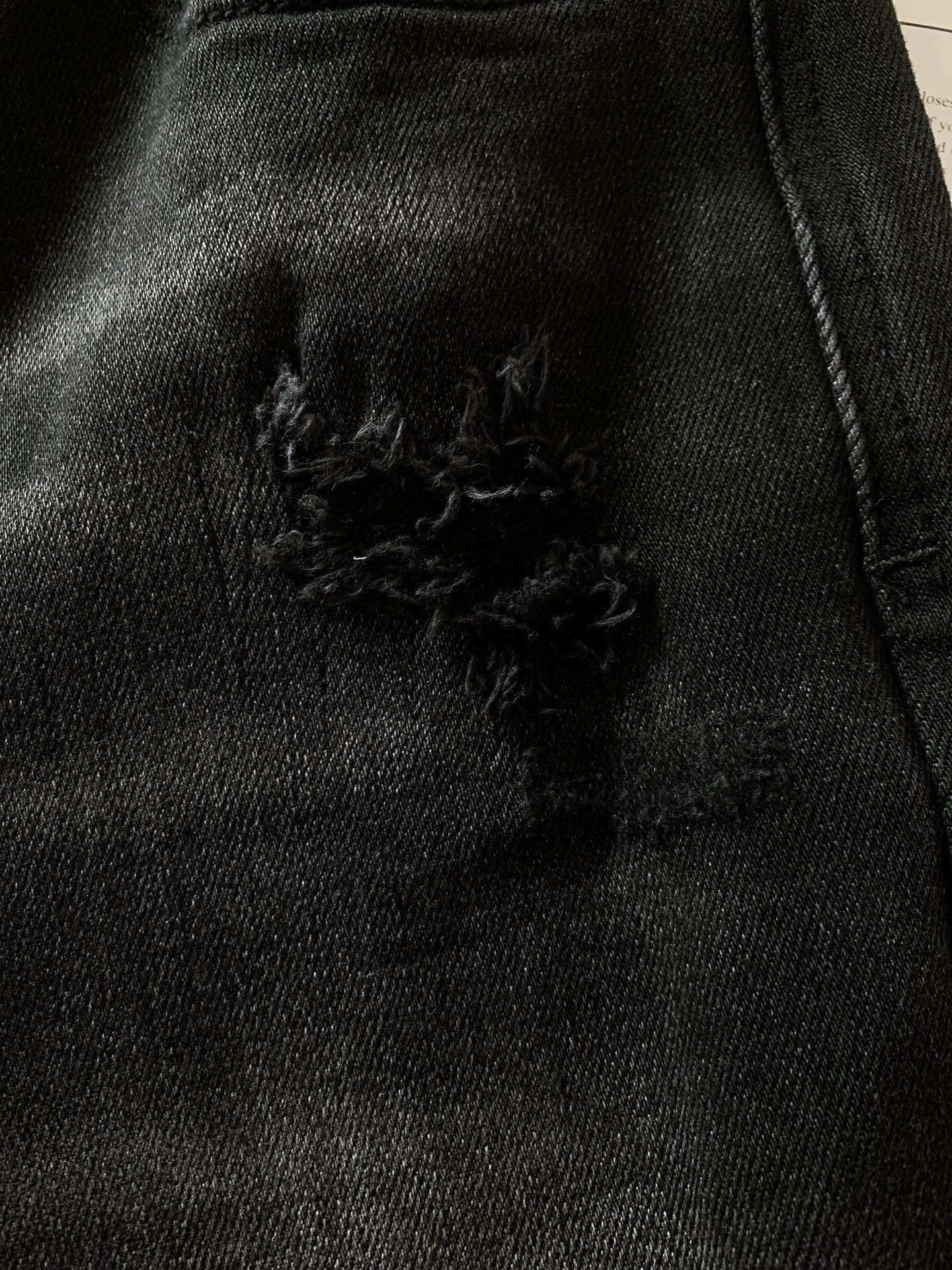 PhiliPP Plein 菲利普.普兰茵 2025FW早秋新品 破洞牛仔裤👖选用重磅洗水牛仔面料，经过