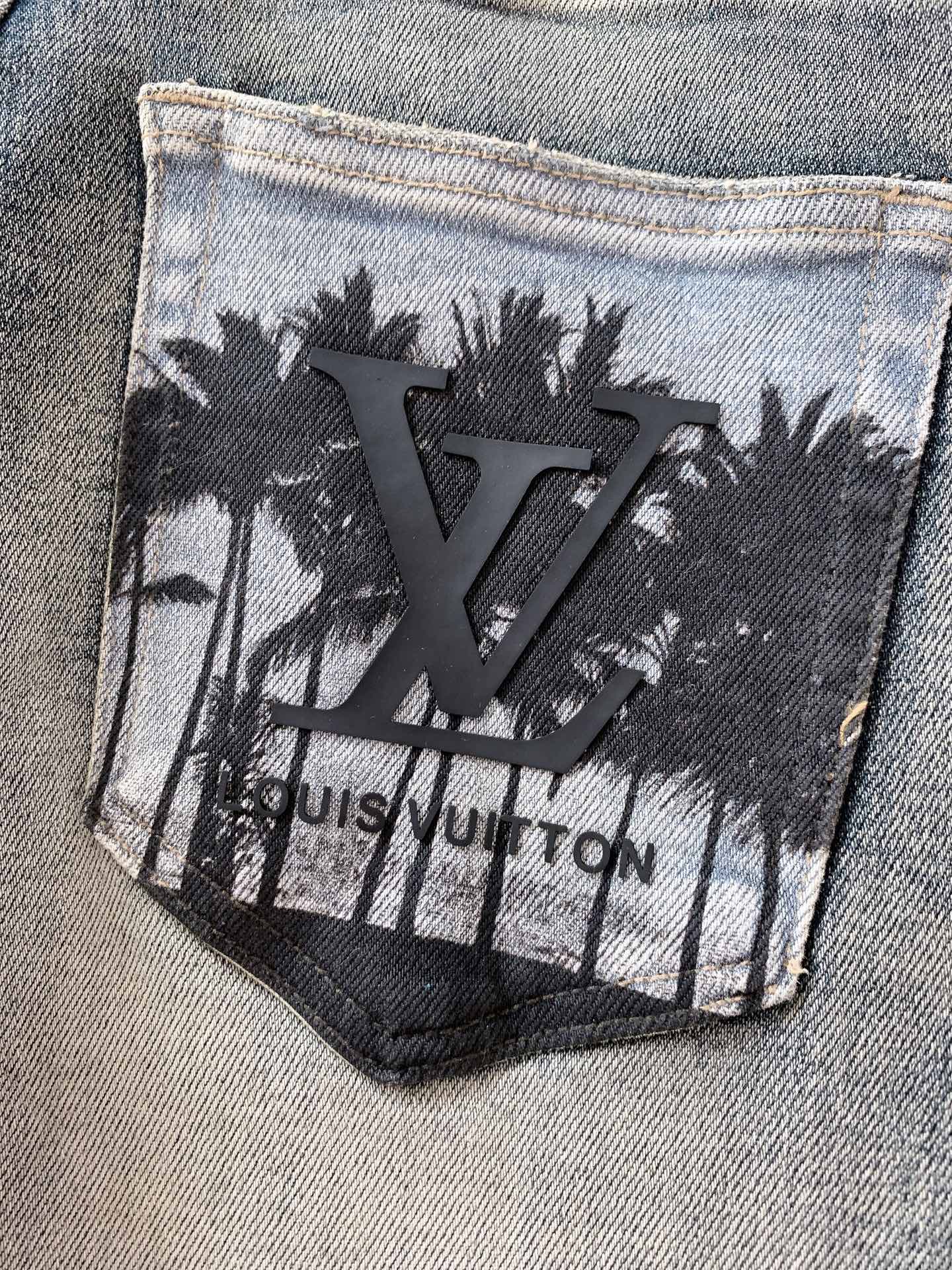 LouisVuitton 路易威登 2026SS早春新品复古做旧渐变牛仔裤👖精选12oz重磅高支丹宁牛仔