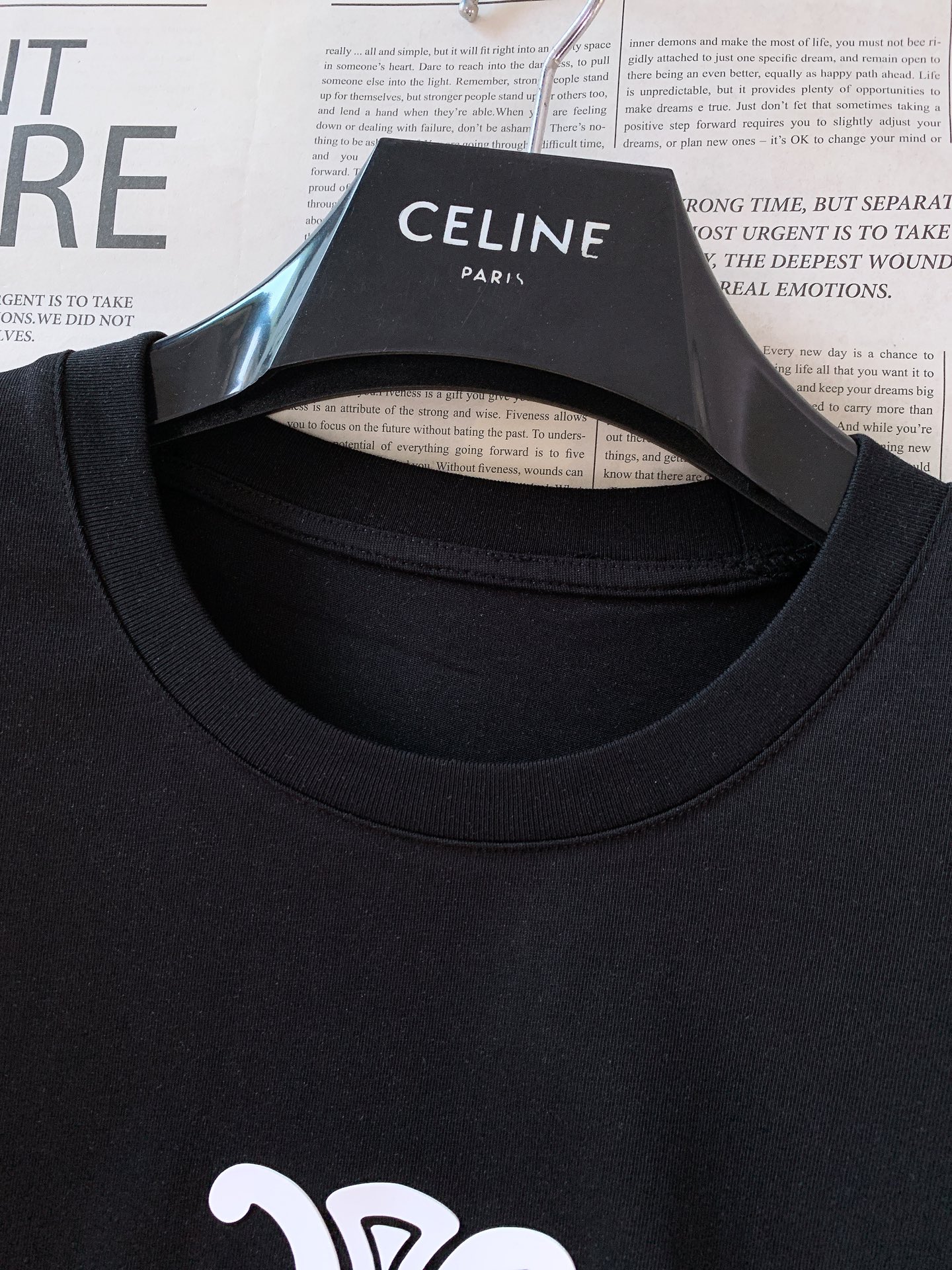 Celine 赛琳 2026SS春夏新品年度法式王炸款T恤，高级感直接拉满！重磅高支纯棉，挺括不软塌，亲