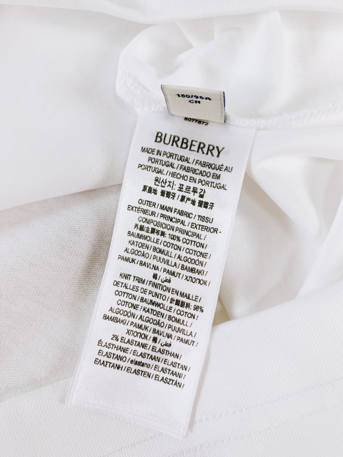 Burberry 巴宝莉 2026SS春夏新品 年度艺术王炸款 ！把伦敦街头穿在身上的素描地标T恤来了！