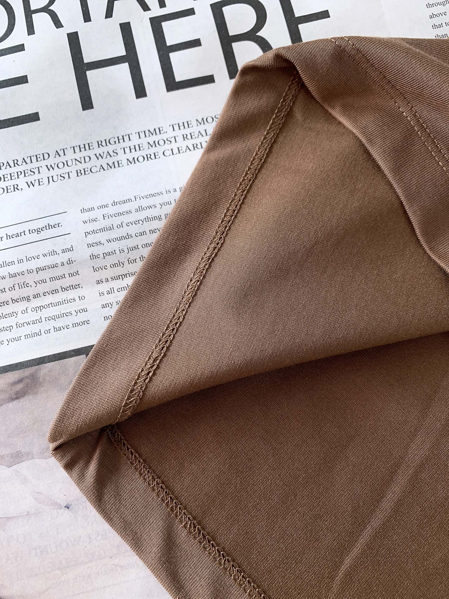 ARCTERYX 始祖鸟 2026SS春夏新品幻彩印花圆领T恤 夏季刚需款🔥高支重磅纯棉面料，软糯亲肤，