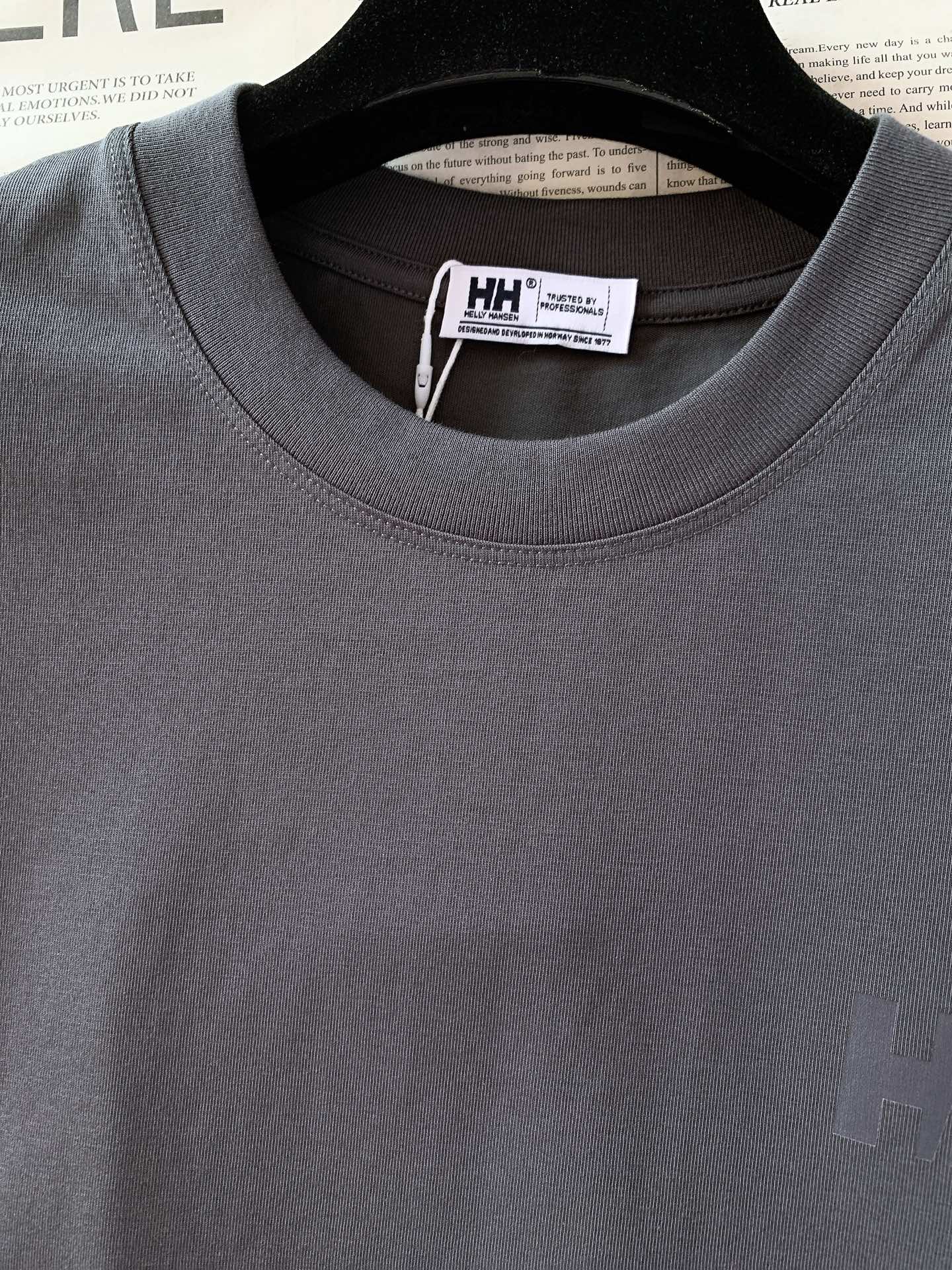 Helly Hansen 耶尔.汉森 2026SS春夏新品挪威🇳🇴顶级户外运动品牌，走秀款印花棉质T恤，