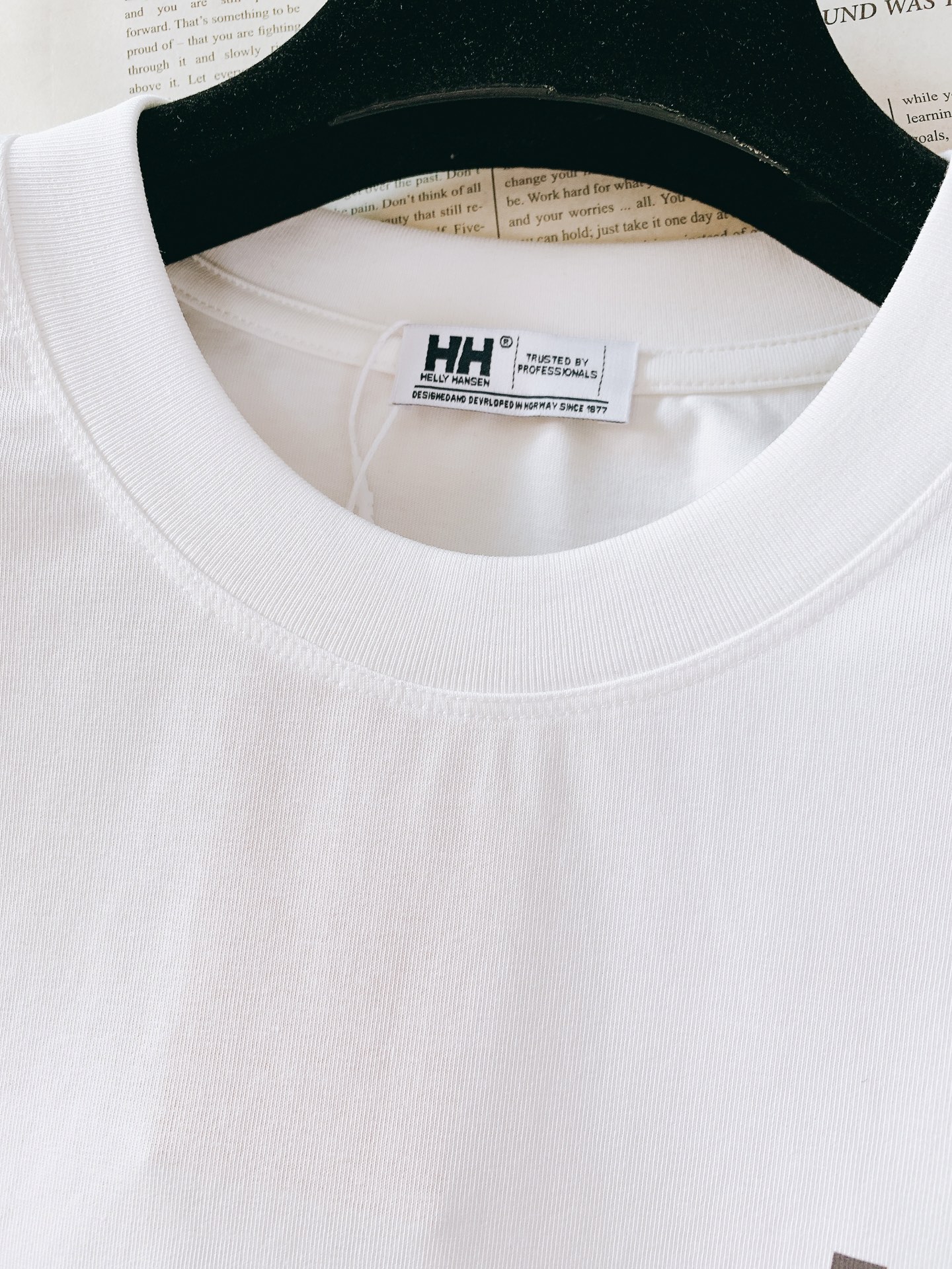 Helly Hansen 耶尔.汉森 2026SS春夏新品挪威🇳🇴顶级户外运动品牌，走秀款印花棉质T恤，