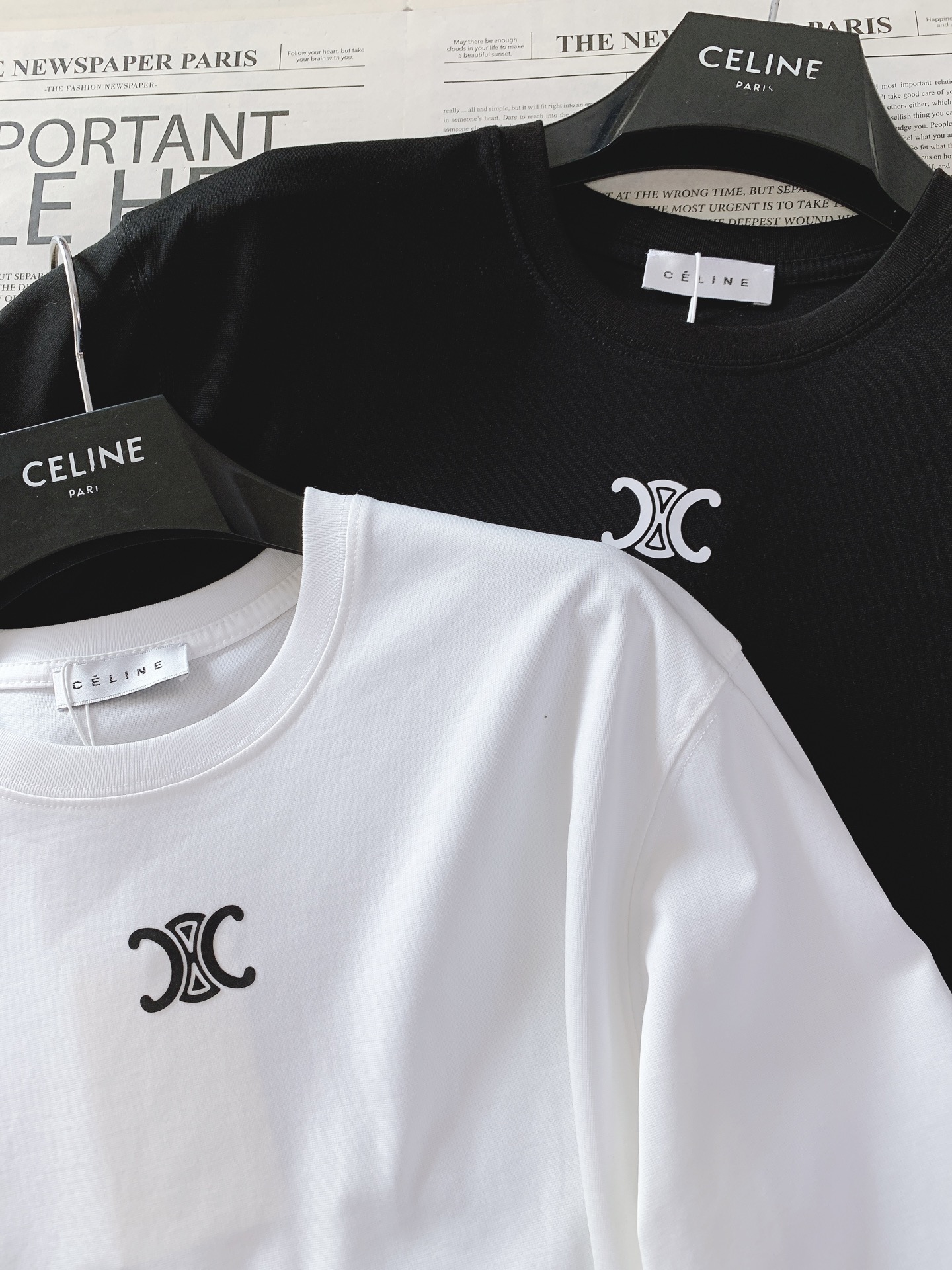 Celine 赛琳 2026SS春夏新品法式经典短袖👕永不过时的极简大牌基础款，拿捏法式松弛美学。精选精