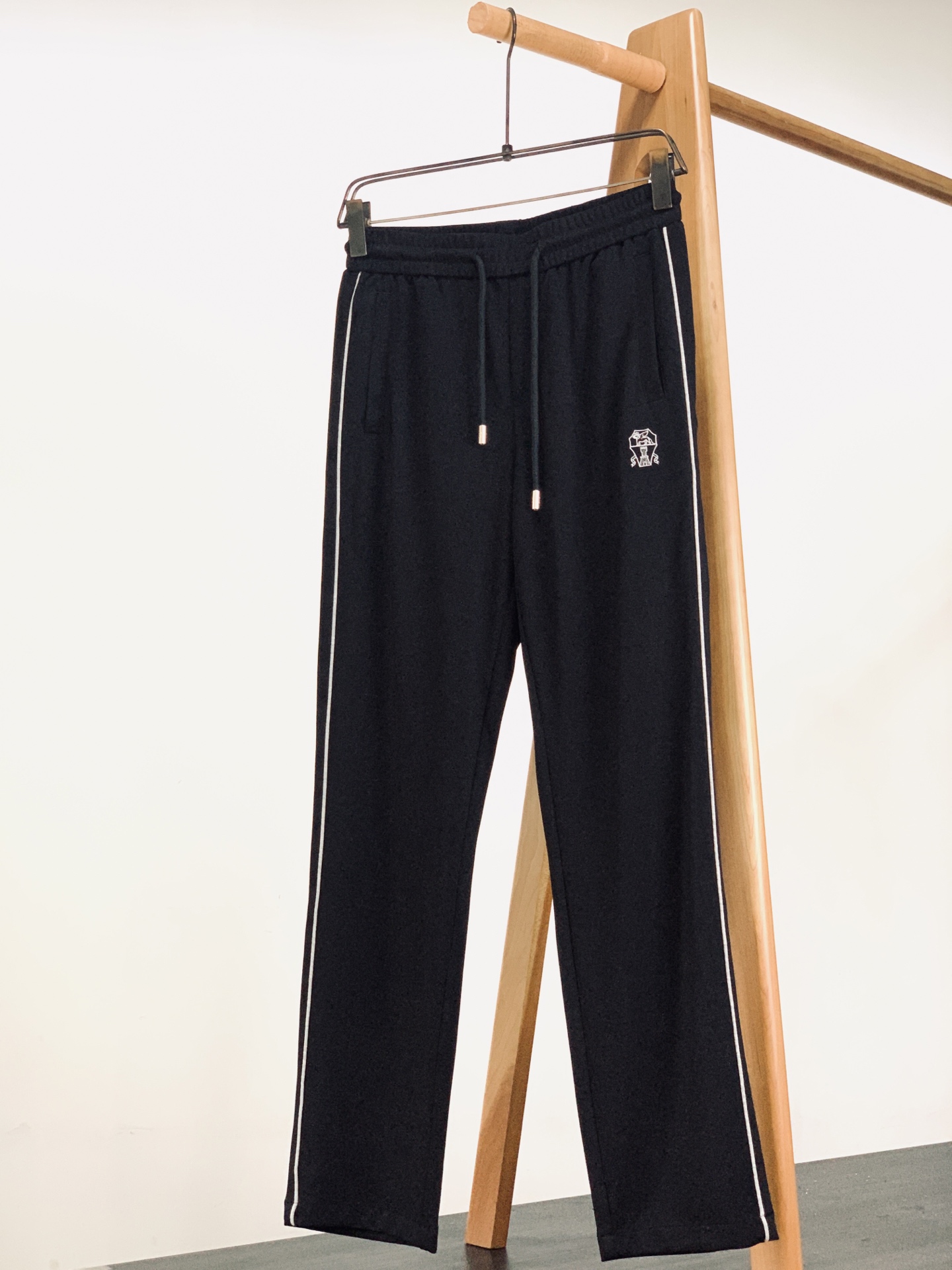 Brunello Cucinelli 布鲁奈罗.库奇内利 2026SS早春新品BC意式肌理休闲裤。高阶经