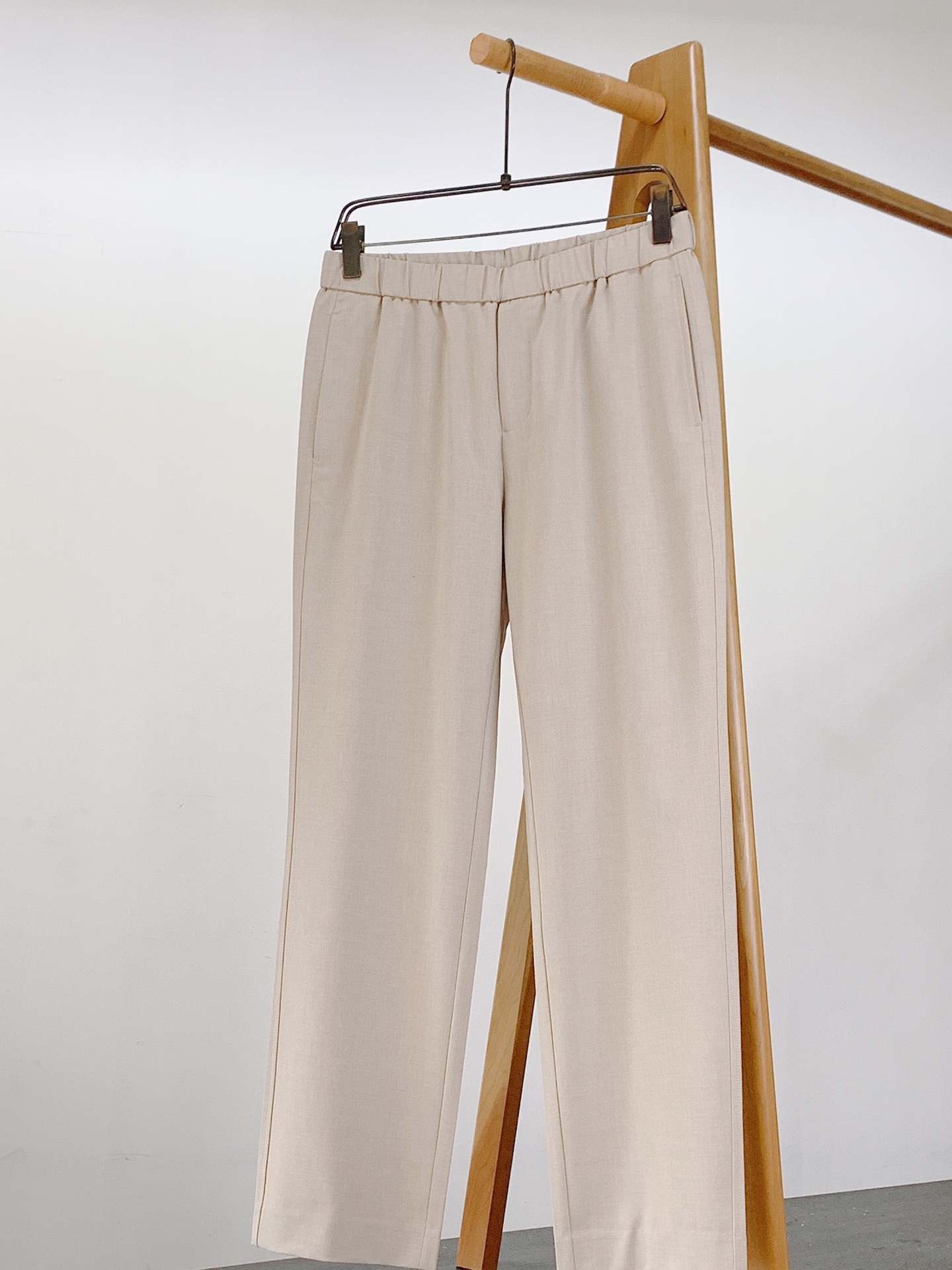 LoroPiana L.P SS早春新品意式轻奢休闲神裤👖Loro Piana年度人气力作，将松弛感与高