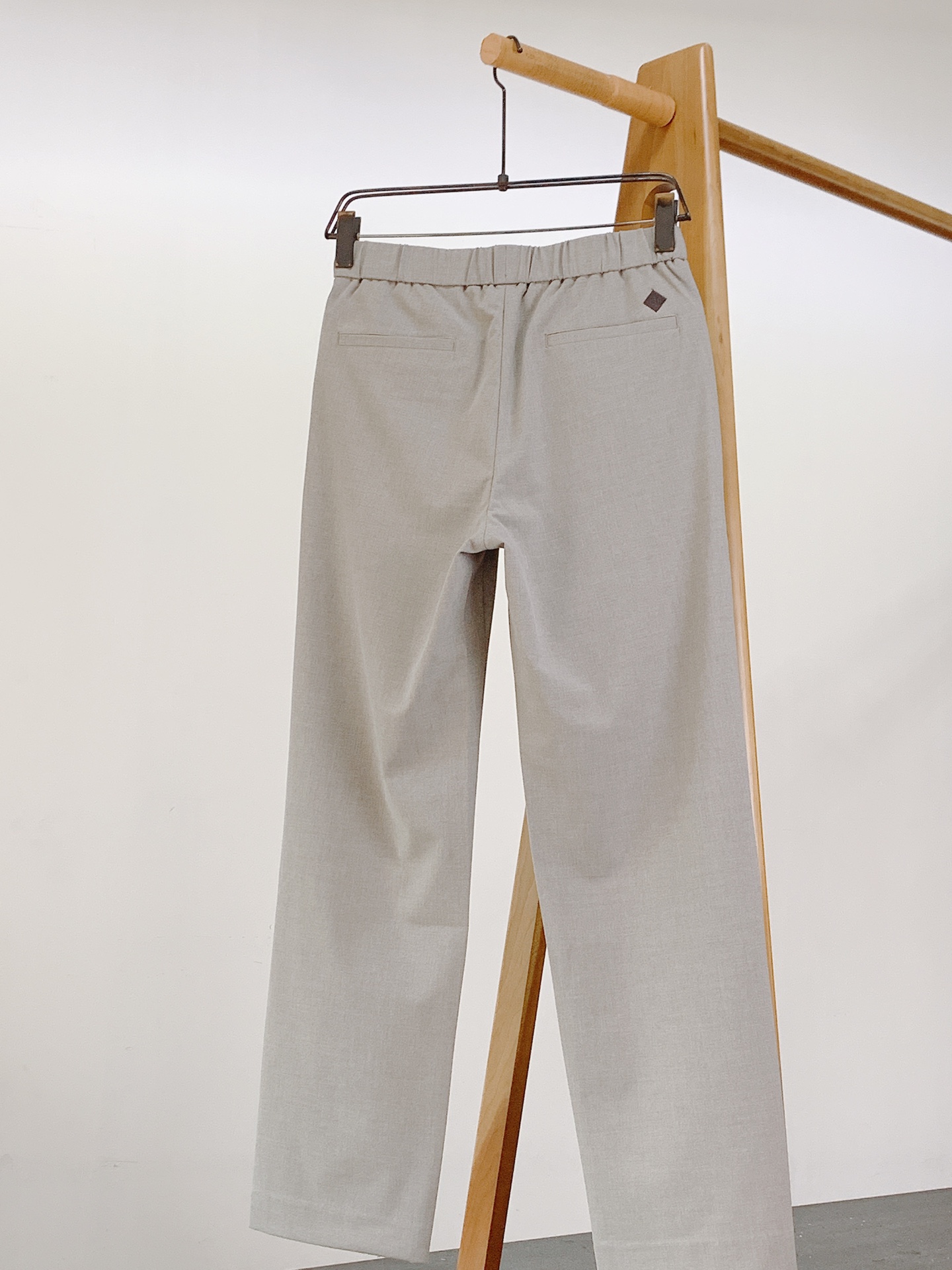 LoroPiana L.P SS早春新品意式轻奢休闲神裤👖Loro Piana年度人气力作，将松弛感与高