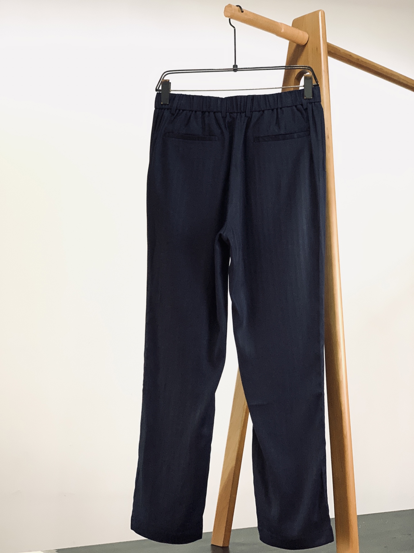 LoroPiana L.P SS早春新品意式轻奢肌理休闲裤👖Loro Piana经典爆款，解锁松弛高级穿