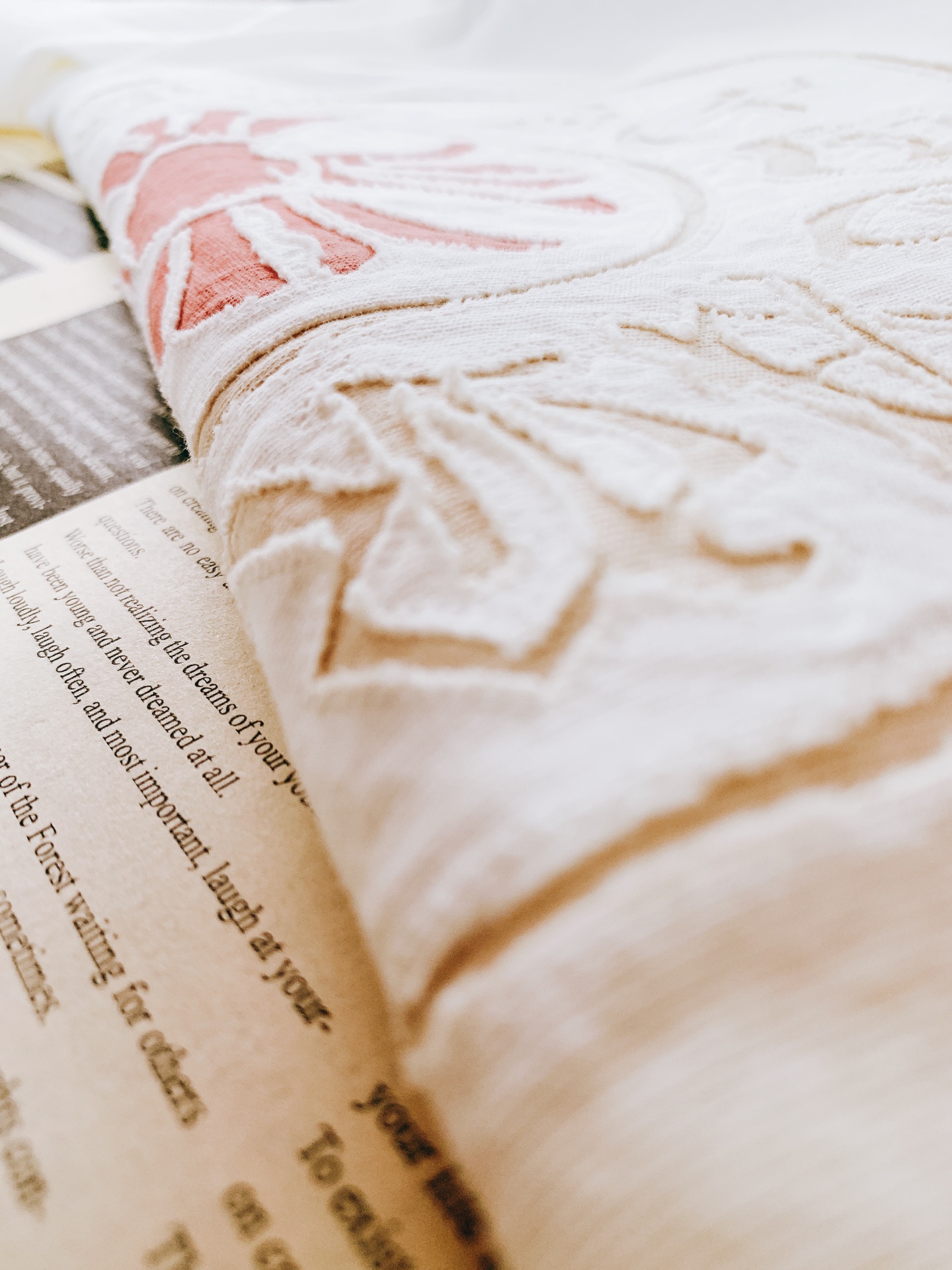 Chrome Hearts 克罗心 2026SS春夏新品 复古重工刺绣T恤。高街潮牌经典力作，自带美式复