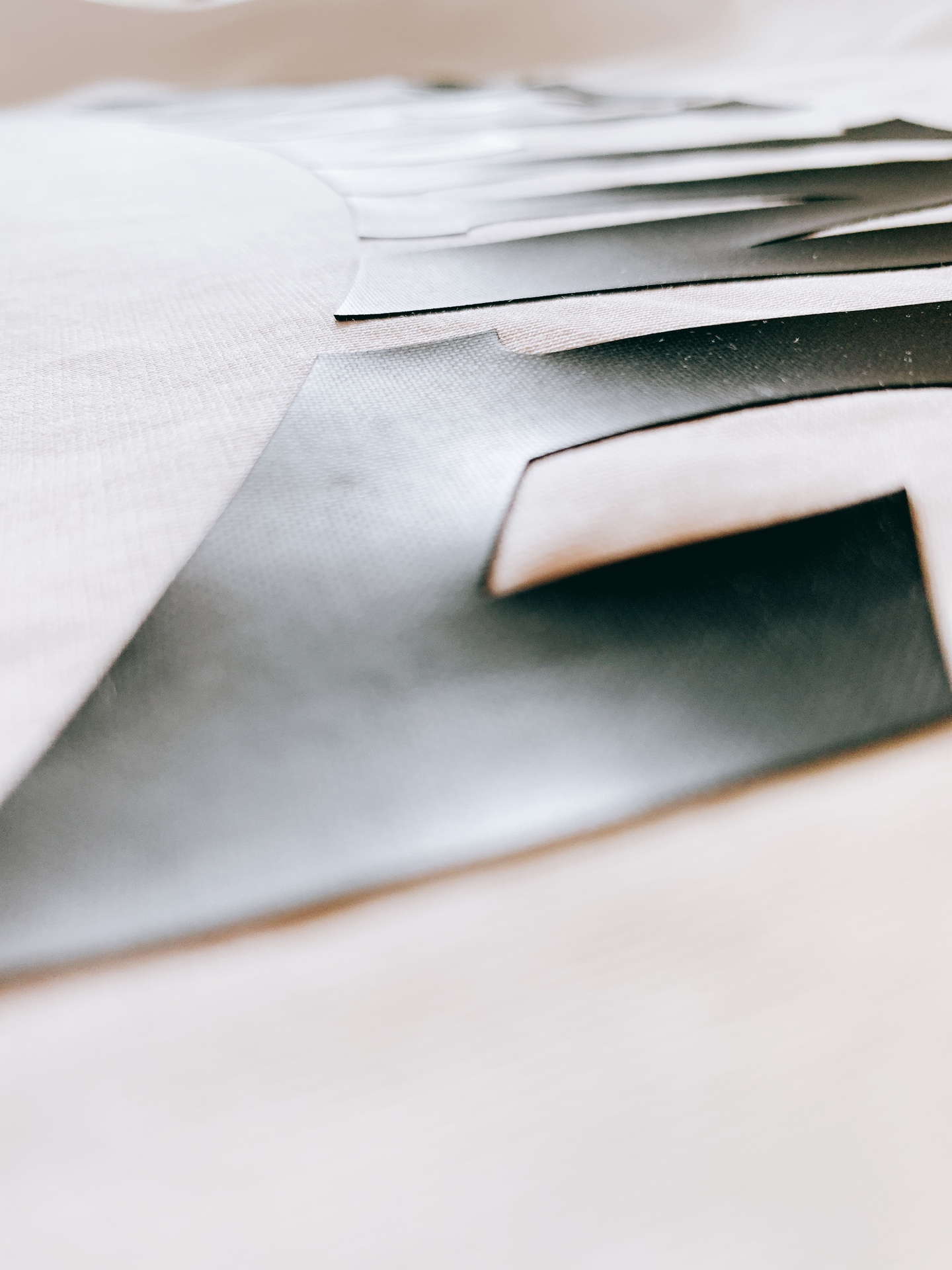 Celine 赛琳 2026SS春夏新品法式经典短袖👕永不过时的极简大牌基础款，拿捏法式松弛美学。精选精