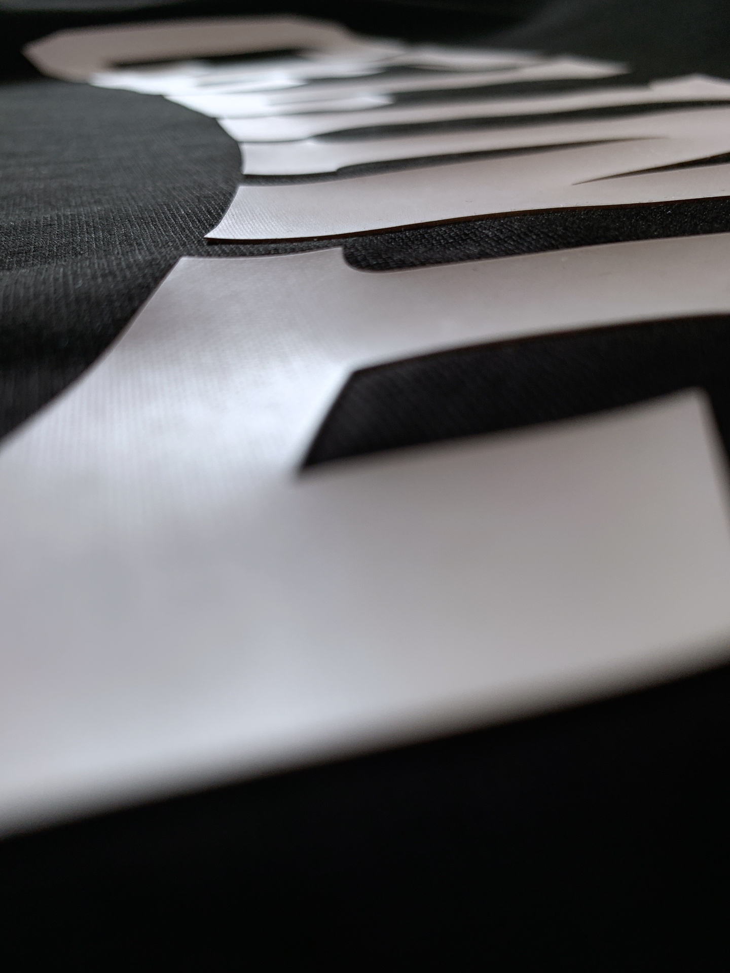 Celine 赛琳 2026SS春夏新品法式经典短袖👕永不过时的极简大牌基础款，拿捏法式松弛美学。精选精