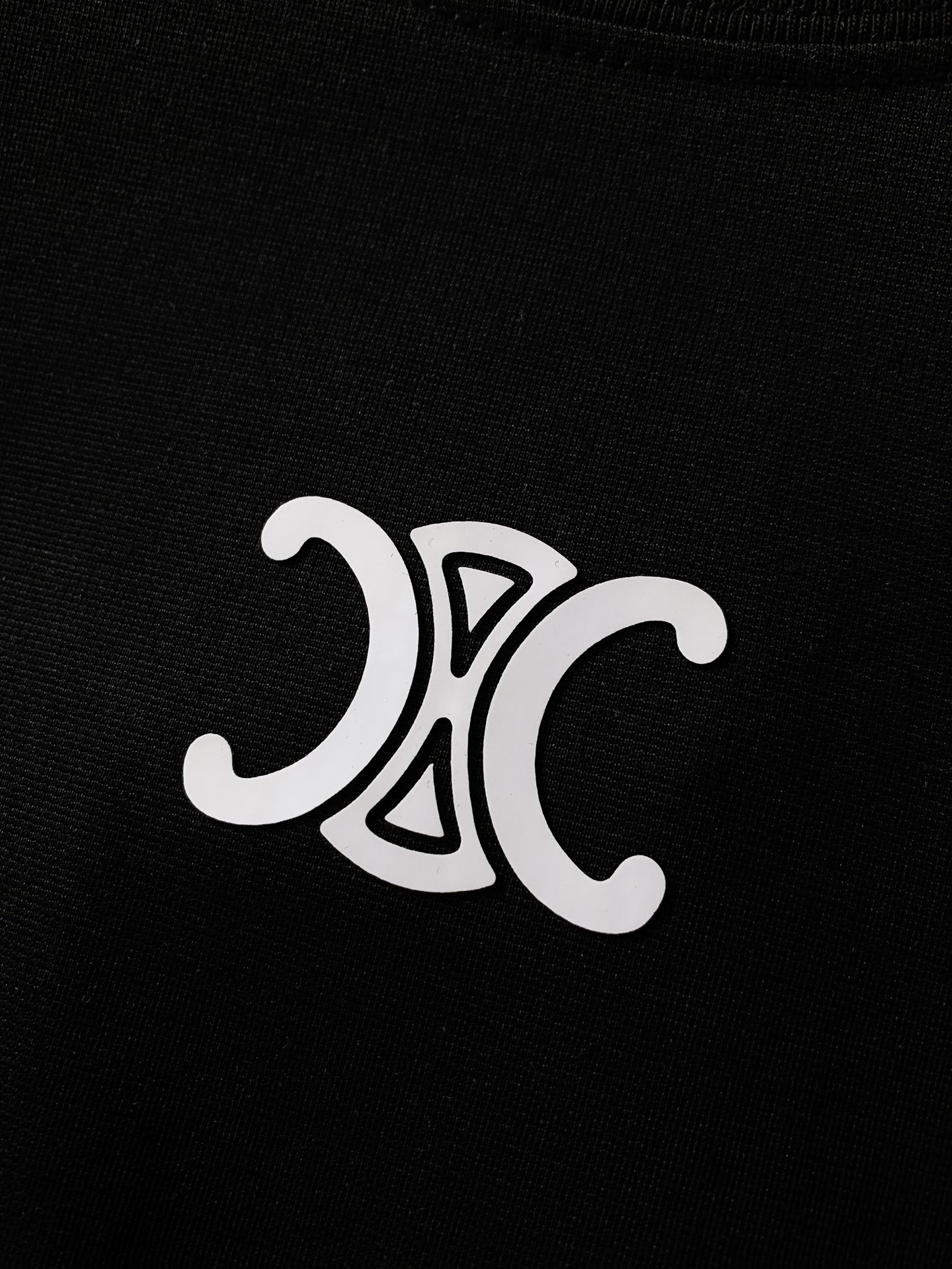 Celine 赛琳 2026SS春夏新品法式经典短袖👕永不过时的极简大牌基础款，拿捏法式松弛美学。精选精