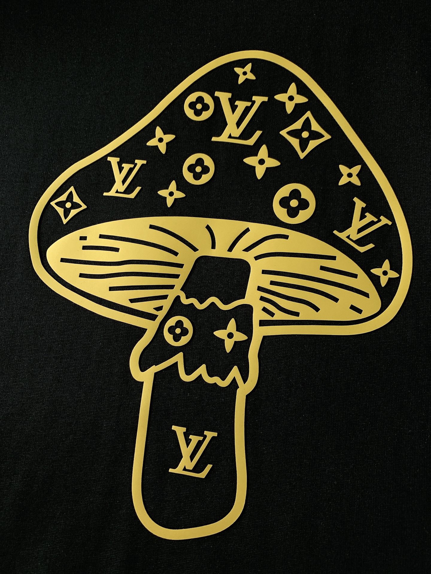 LouisVuitton 路易威登 2026SS春夏新品 创意蘑菇老花短袖奢牌经典力作，趣味与高级感兼具