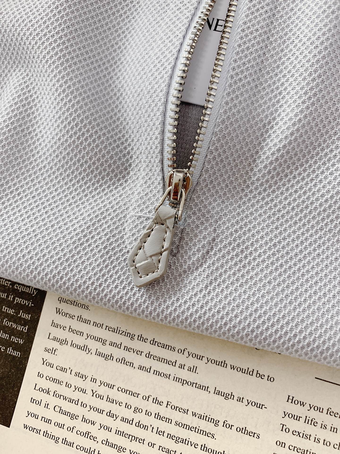 Bottega Veneta 葆蝶家 2026SS春夏新品翻领POLO短袖材质 材质 65%棉 10%桑