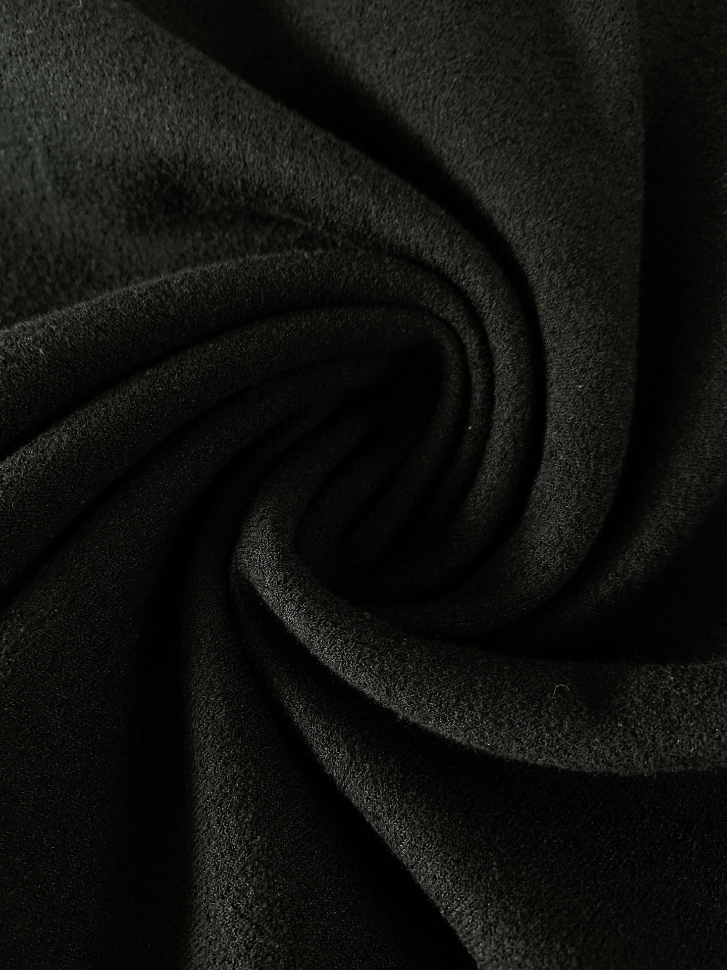 Loewe 罗意威 2026SS春夏新品双色圆领短袖偏宽松 材质 70%棉 30%锦纶尺码 48 50 