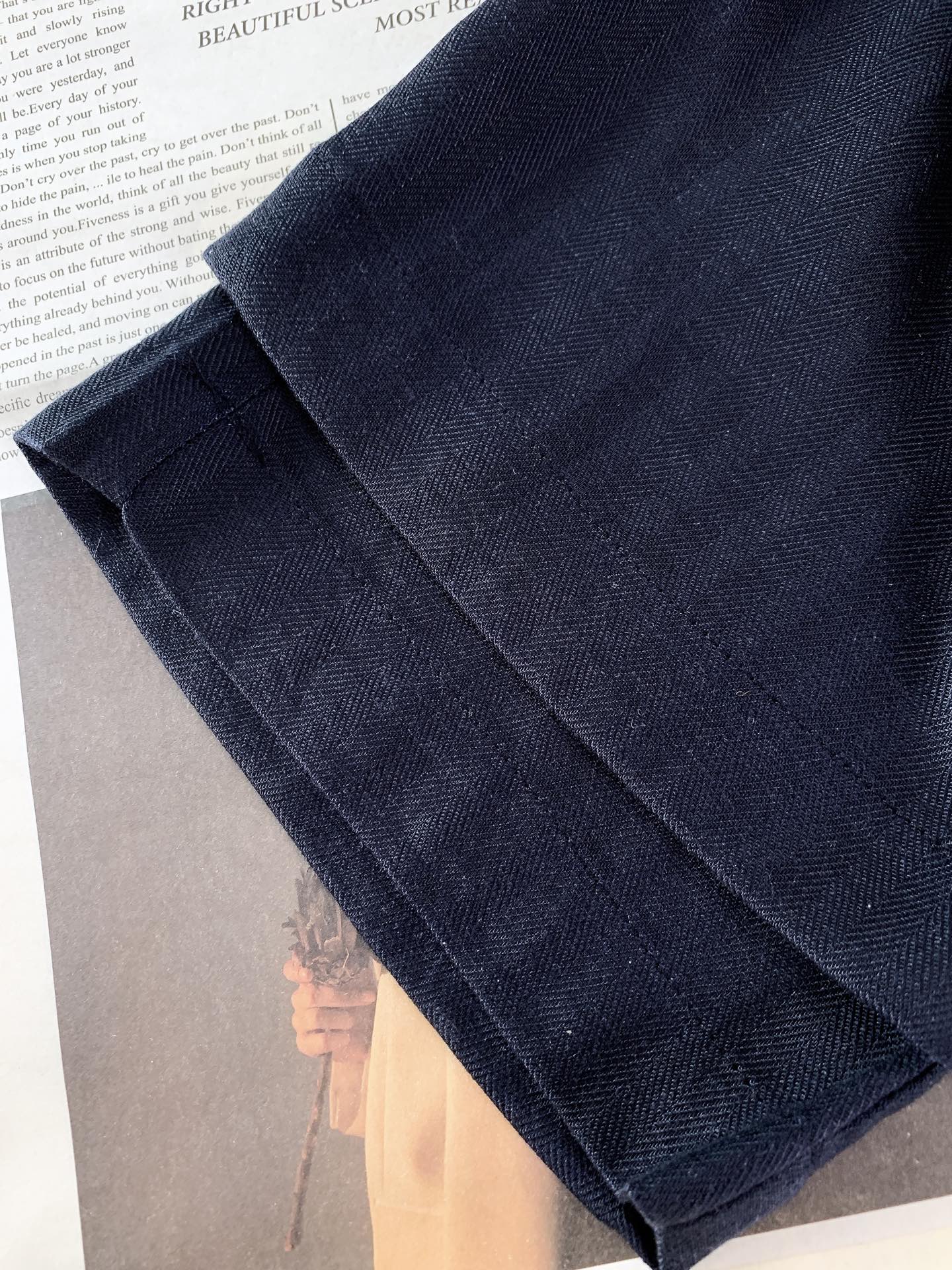 LoroPiana L.P SS早春新品意式轻奢肌理休闲裤👖Loro Piana经典爆款，解锁松弛高级穿
