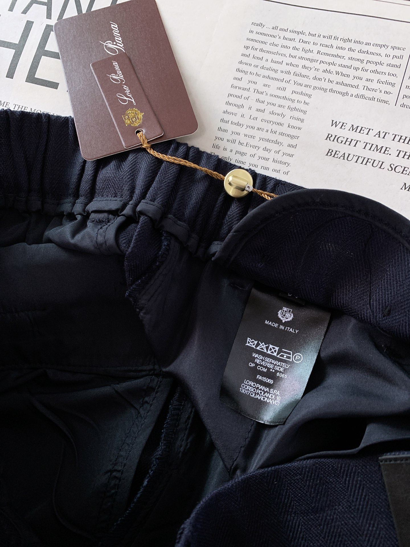LoroPiana L.P SS早春新品意式轻奢肌理休闲裤👖Loro Piana经典爆款，解锁松弛高级穿