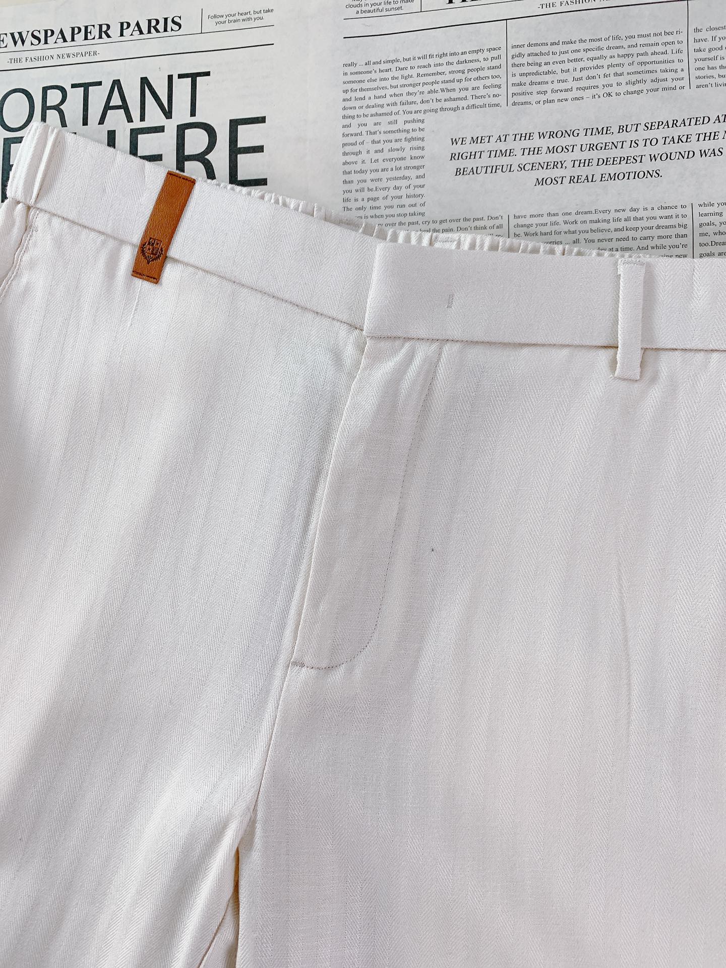 LoroPiana L.P SS早春新品意式轻奢肌理休闲裤👖Loro Piana经典爆款，解锁松弛高级穿