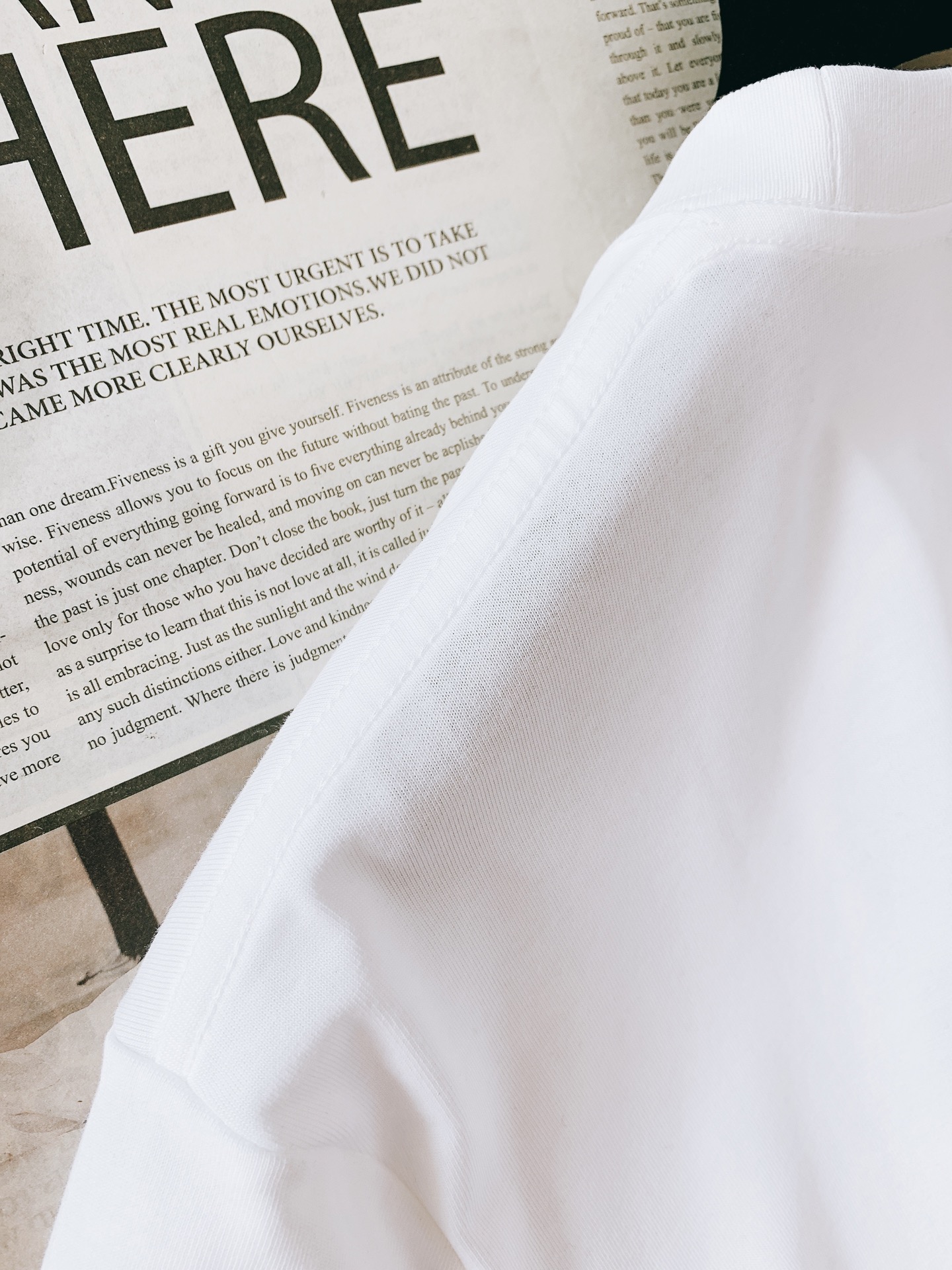 Dior Homme 迪奥·桀傲 2026SS春夏新品 纯色CD刺绣短袖👕男女同款。经典基础款力作，融汇