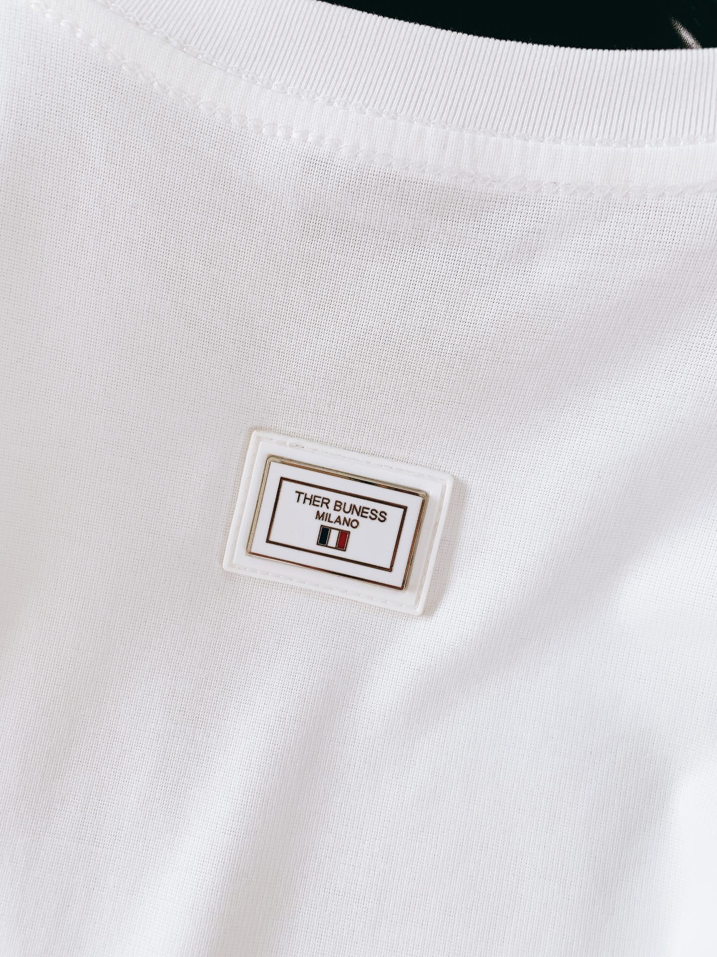 Thom Browne 汤姆·布朗 2026SS春夏新品 经典小狗标识短袖TB年度刚需爆款，简约轻奢自带