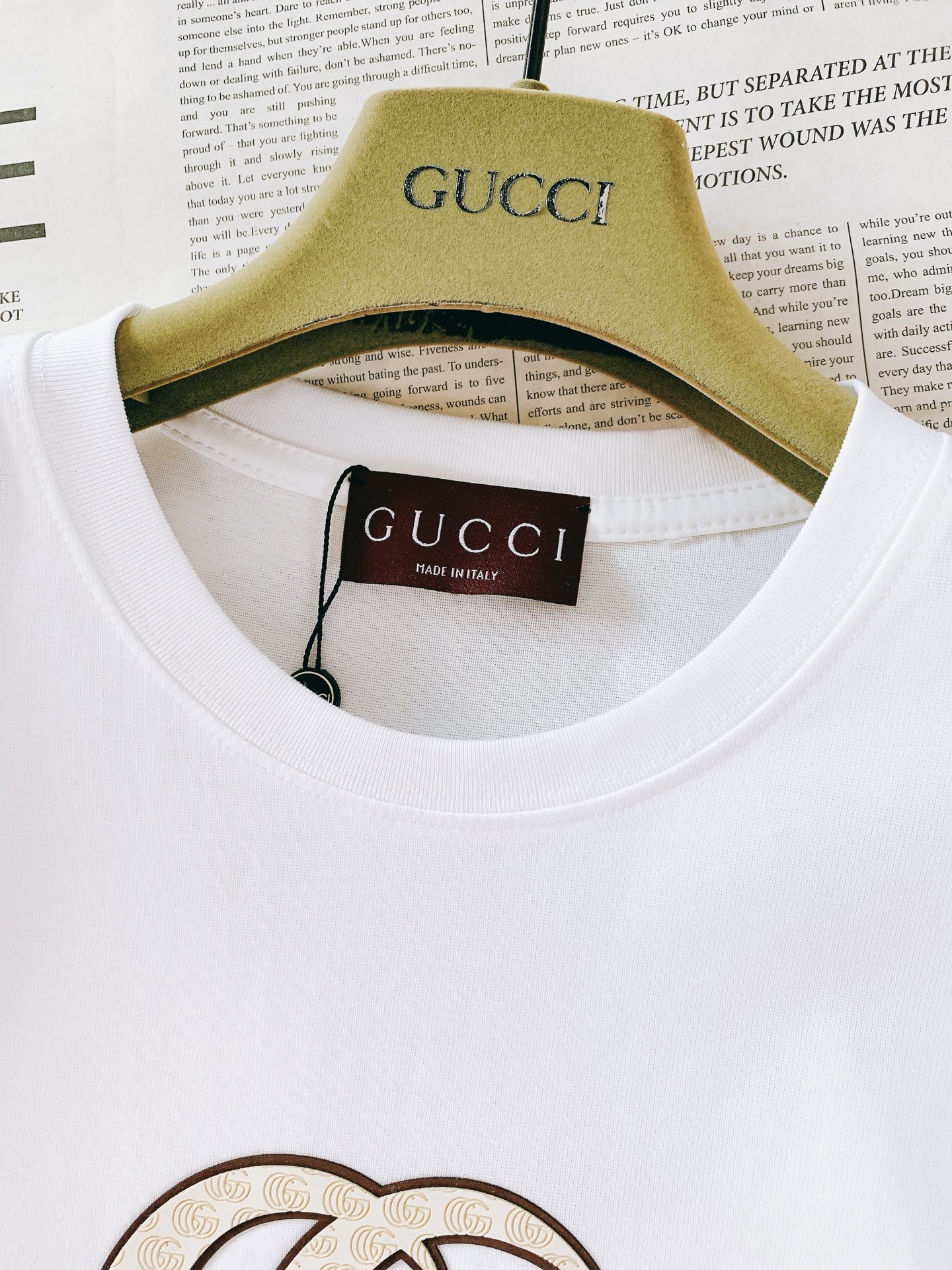 Gucci 古驰 2026SS春夏新品经典GG印花短袖奢牌人气基础款，解锁高阶日常穿搭。精选高克重纯棉材