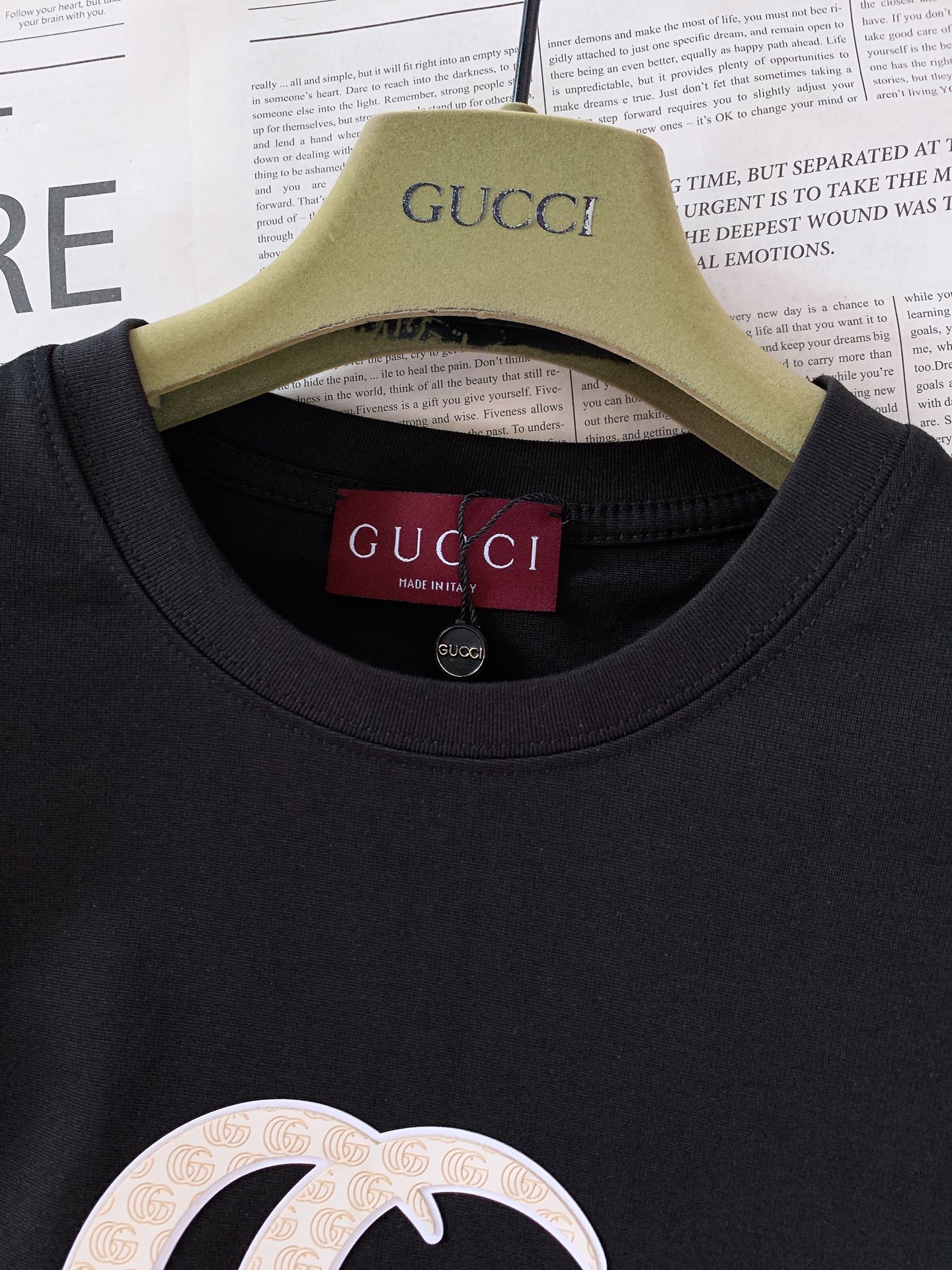 Gucci 古驰 2026SS春夏新品经典GG印花短袖奢牌人气基础款，解锁高阶日常穿搭。精选高克重纯棉材